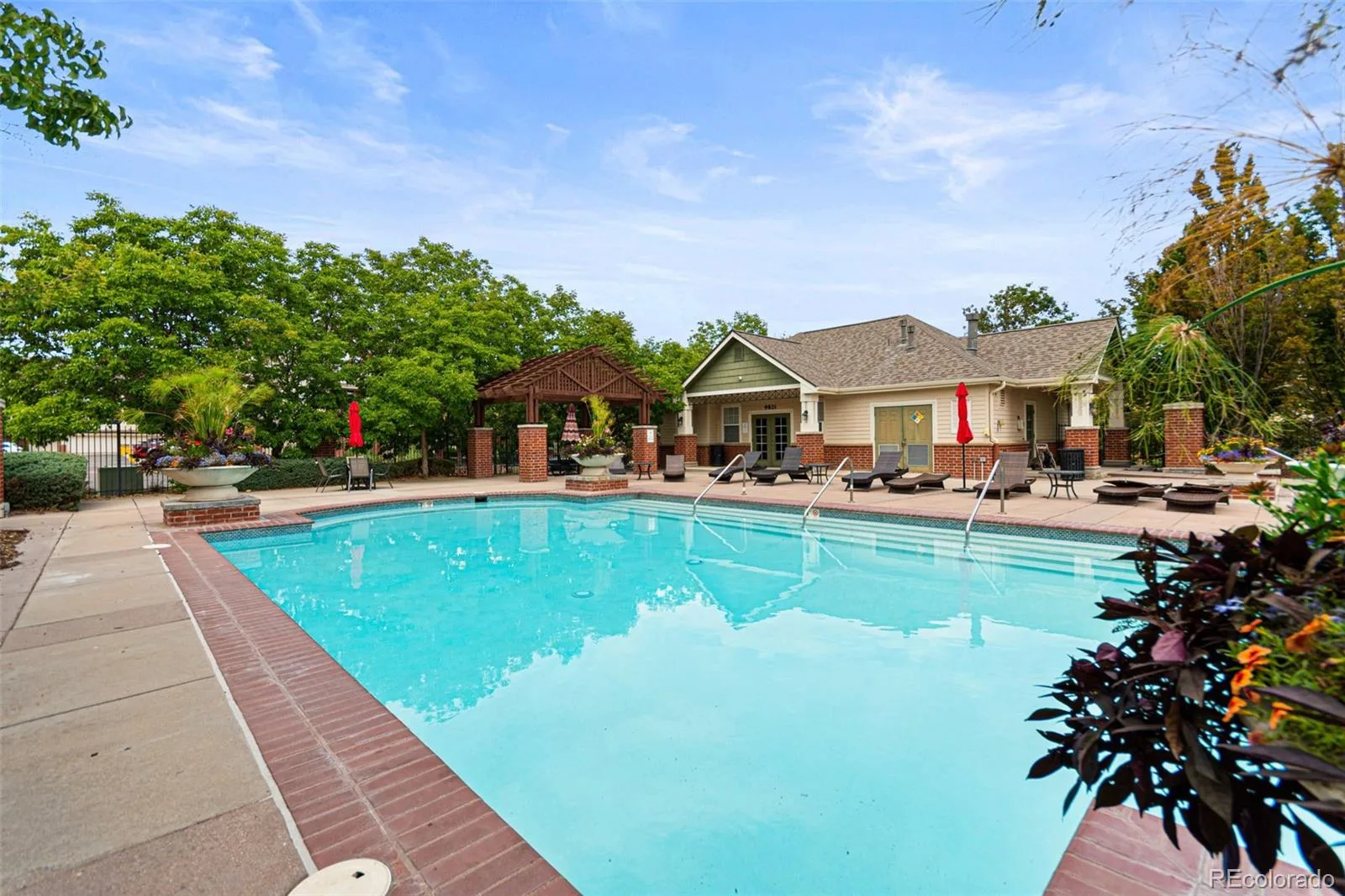 1433 S Emporia Court Aurora CO 80247 | MLS #REC1618748 10012026151717 1600 37