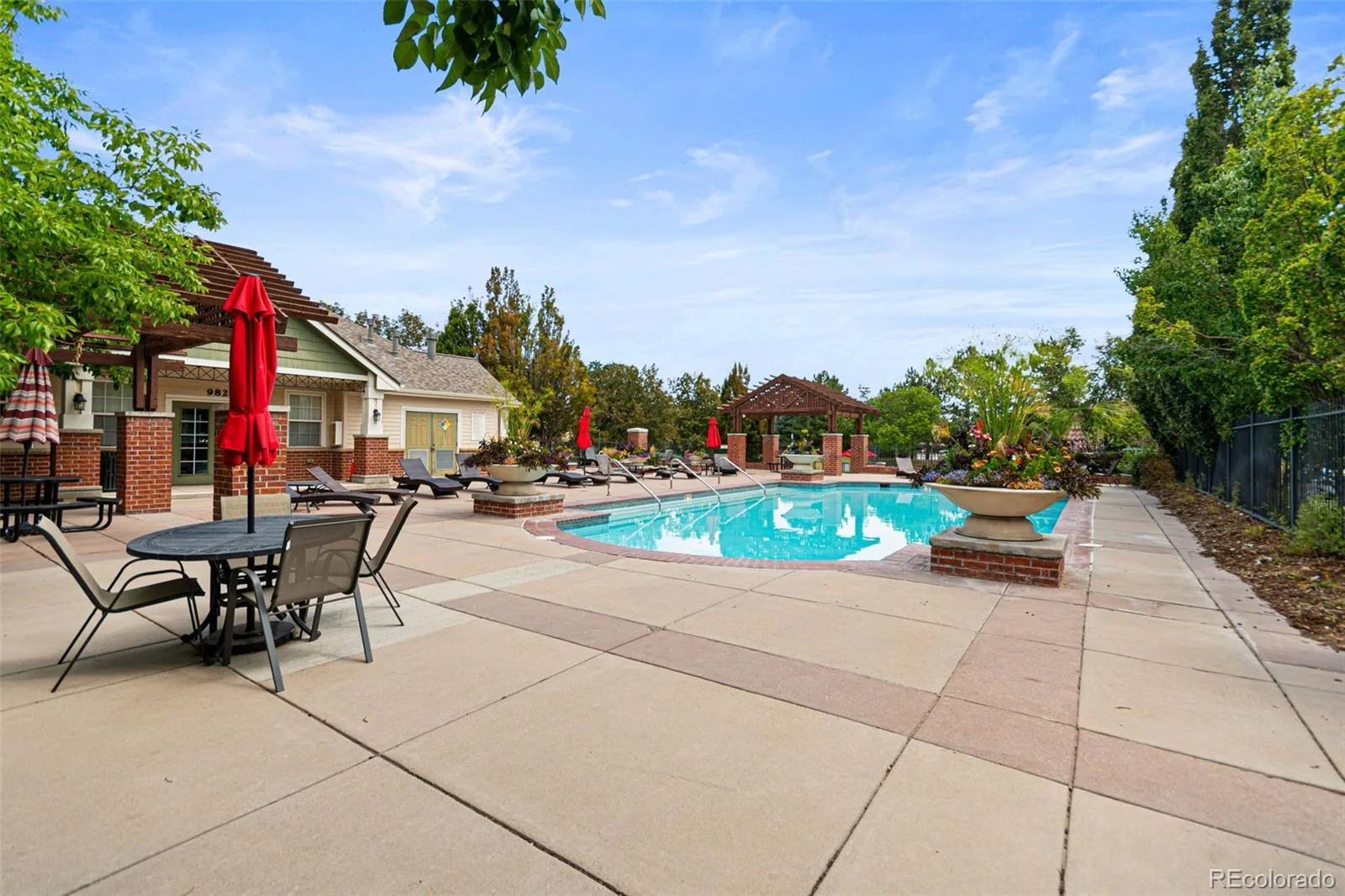 1433 S Emporia Court Aurora CO 80247 | MLS #REC1618748 10012026151717 1600 39