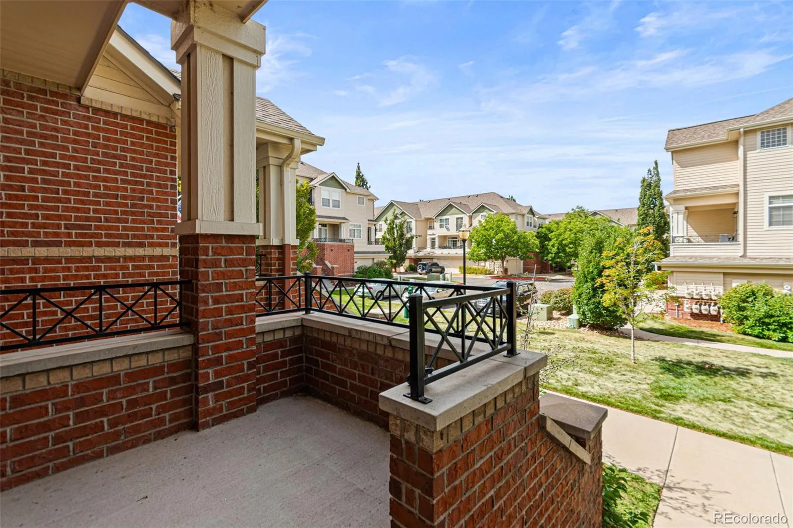 1433 S Emporia Court Aurora CO 80247 | MLS #REC1618748 10012026151717 1600 4