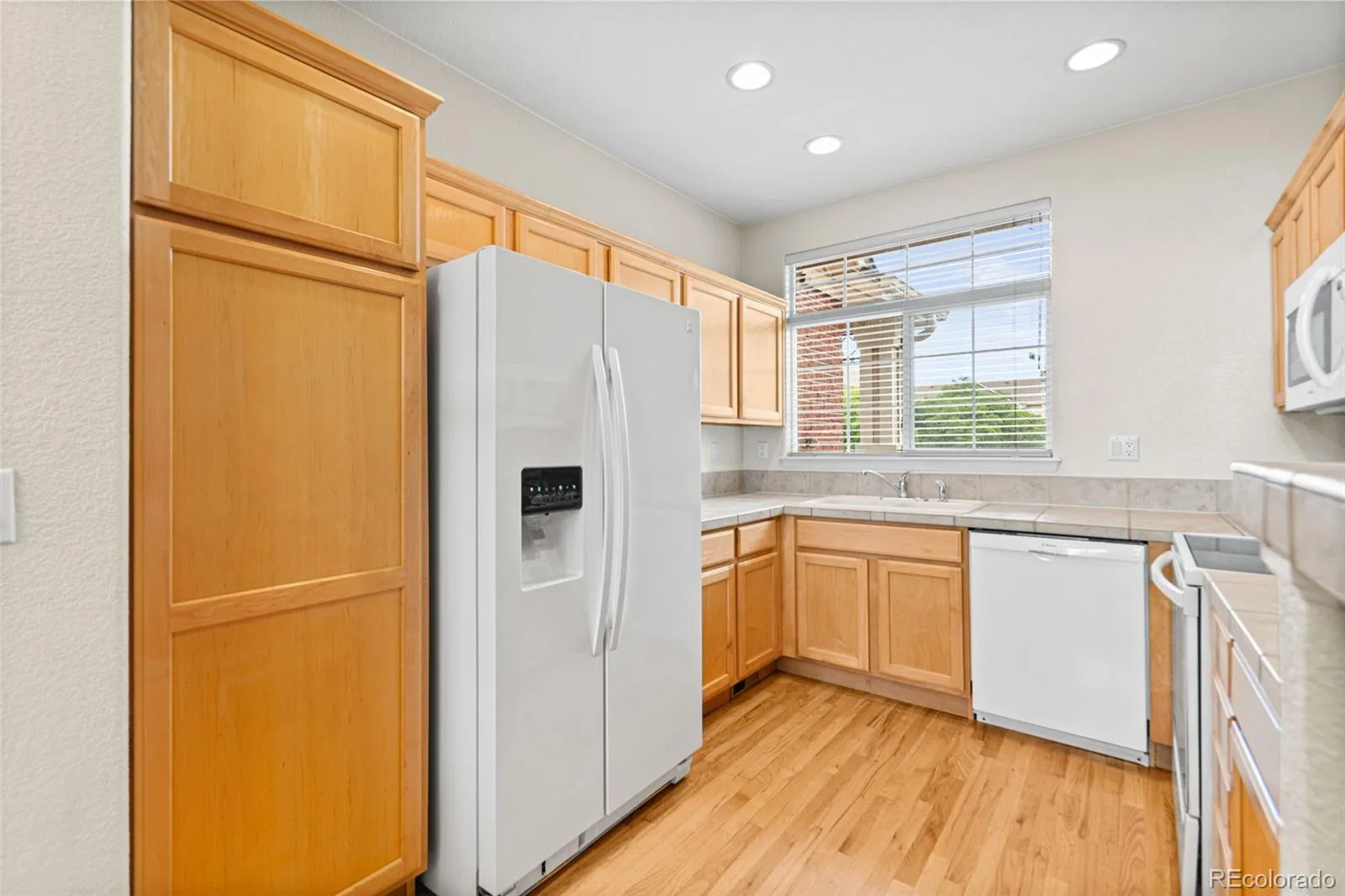 1433 S Emporia Court Aurora CO 80247 | MLS #REC1618748 10012026151717 1600 7