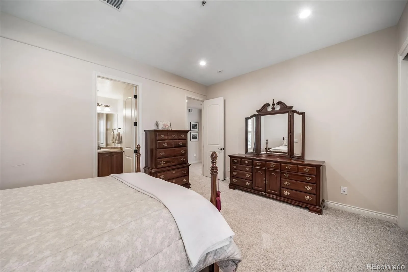 4316 Chateau Ridge Road Castle Rock CO 80108 MLS #REC1619752 07252026124337 1600 28