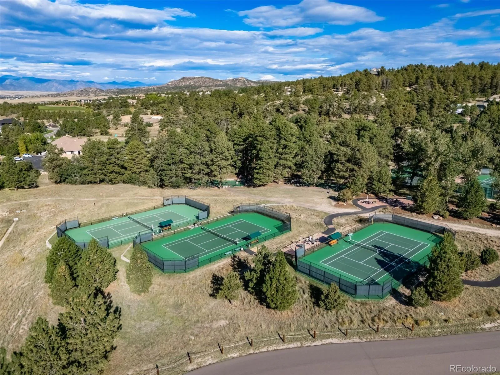 4316 Chateau Ridge Road Castle Rock CO 80108 MLS #REC1619752 07252026124337 1600 35