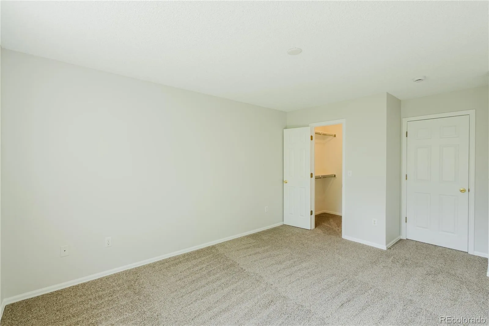 2180 S Uravan Street Aurora CO 80013 MLS #REC1619946 06092026074842 1600 14