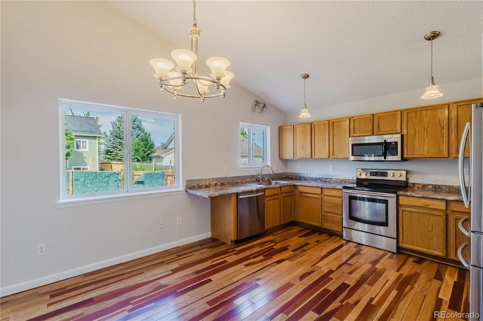 2180 S Uravan Street Aurora CO 80013 MLS #REC1619946 06092026074842 1600 6