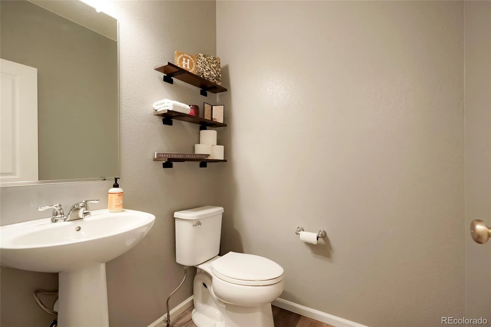 20876 E 61st Drive Aurora CO 80019 | MLS #REC1620820 08212026230300 1600 10