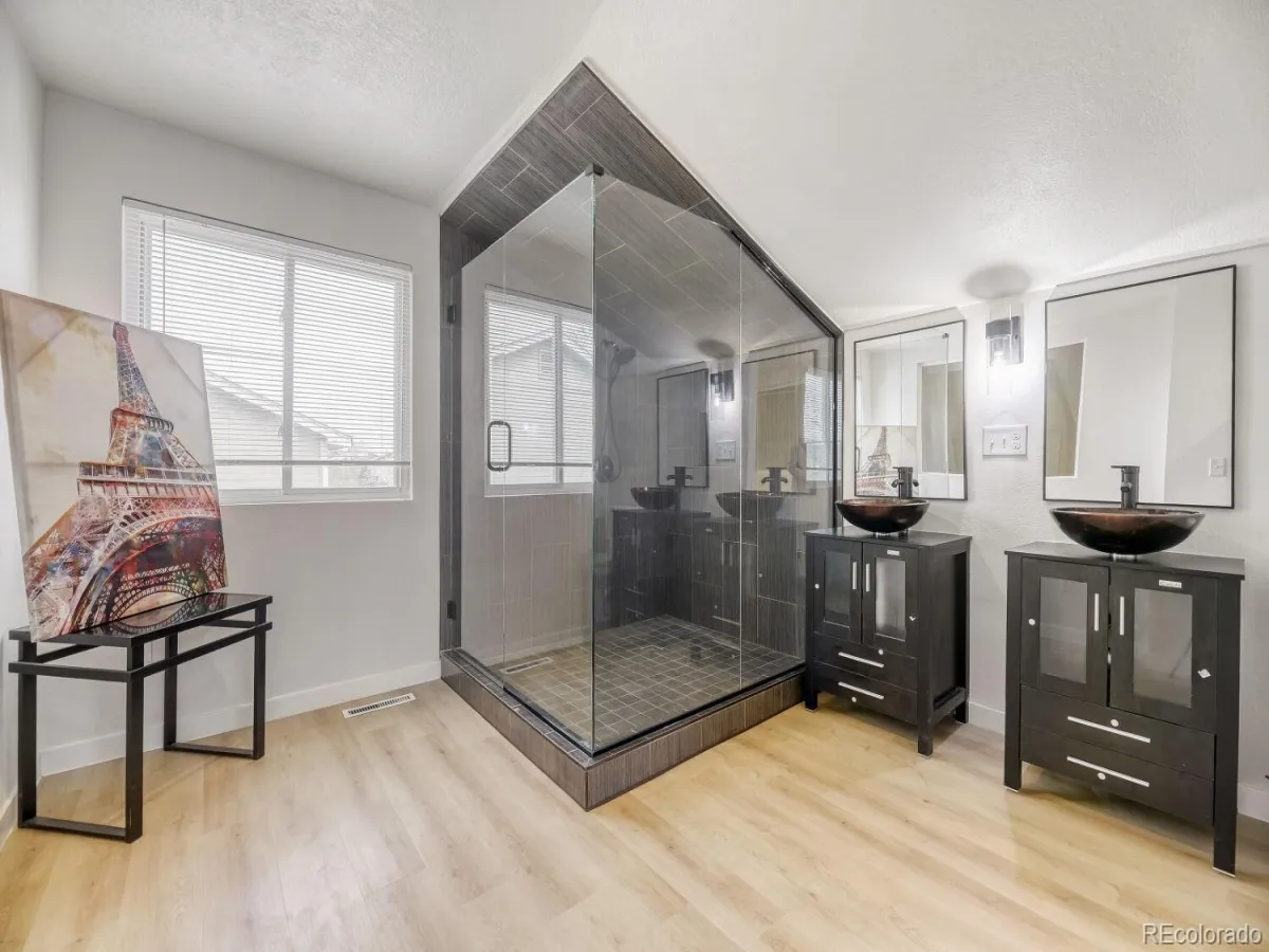 04042026232251 1200 3