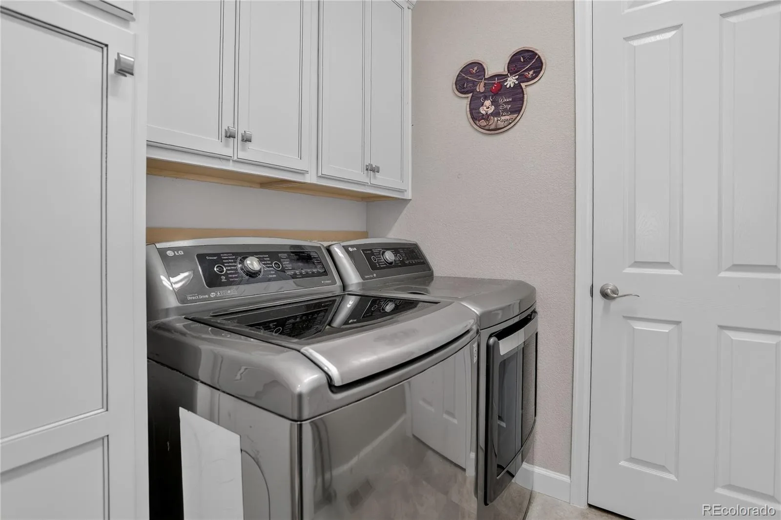9828 Eagle River Street Littleton CO 80125 | MLS #REC1622957 07272026195611 1600 24