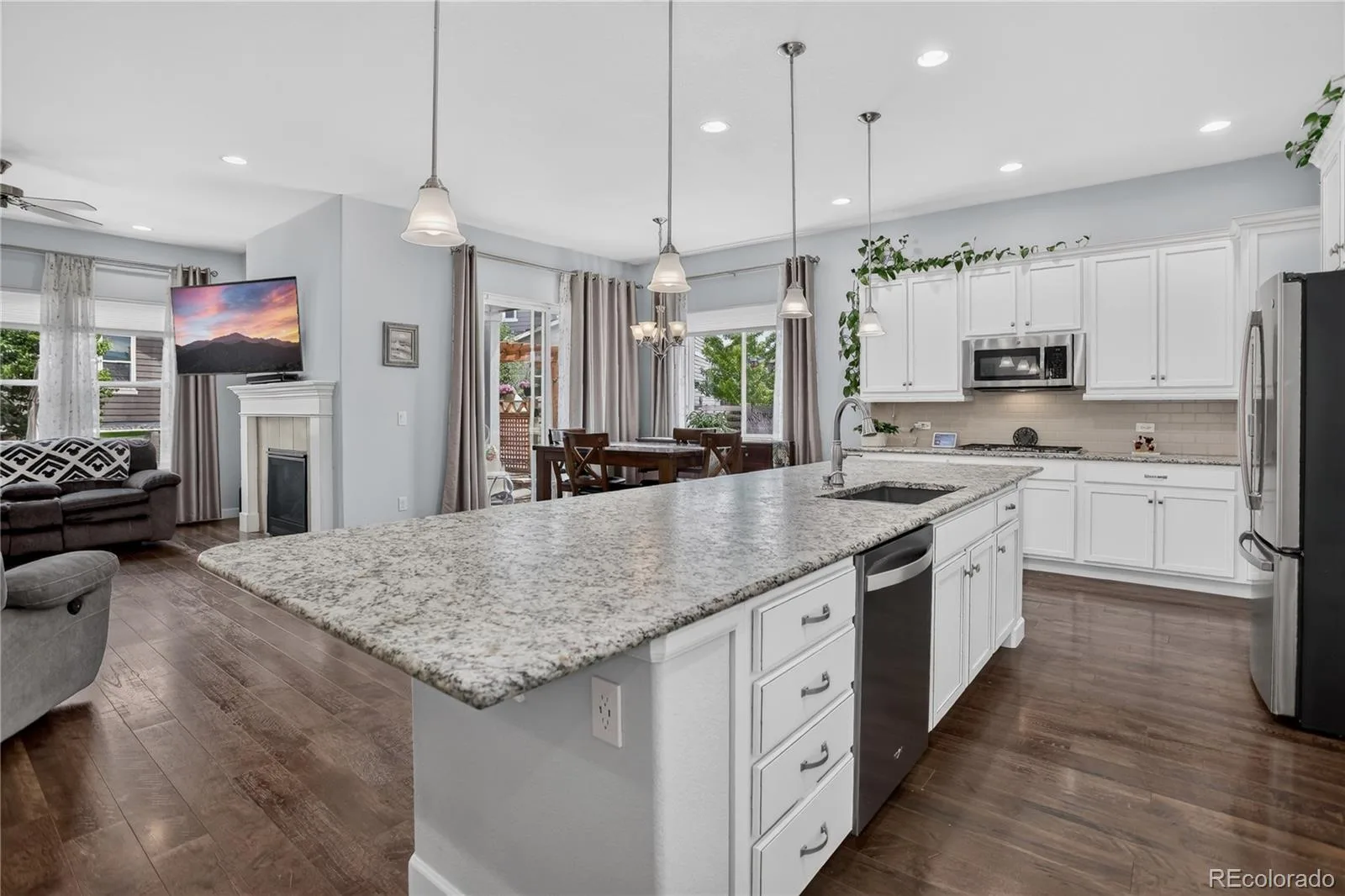 9828 Eagle River Street Littleton CO 80125 | MLS #REC1622957 07272026195611 1600 8