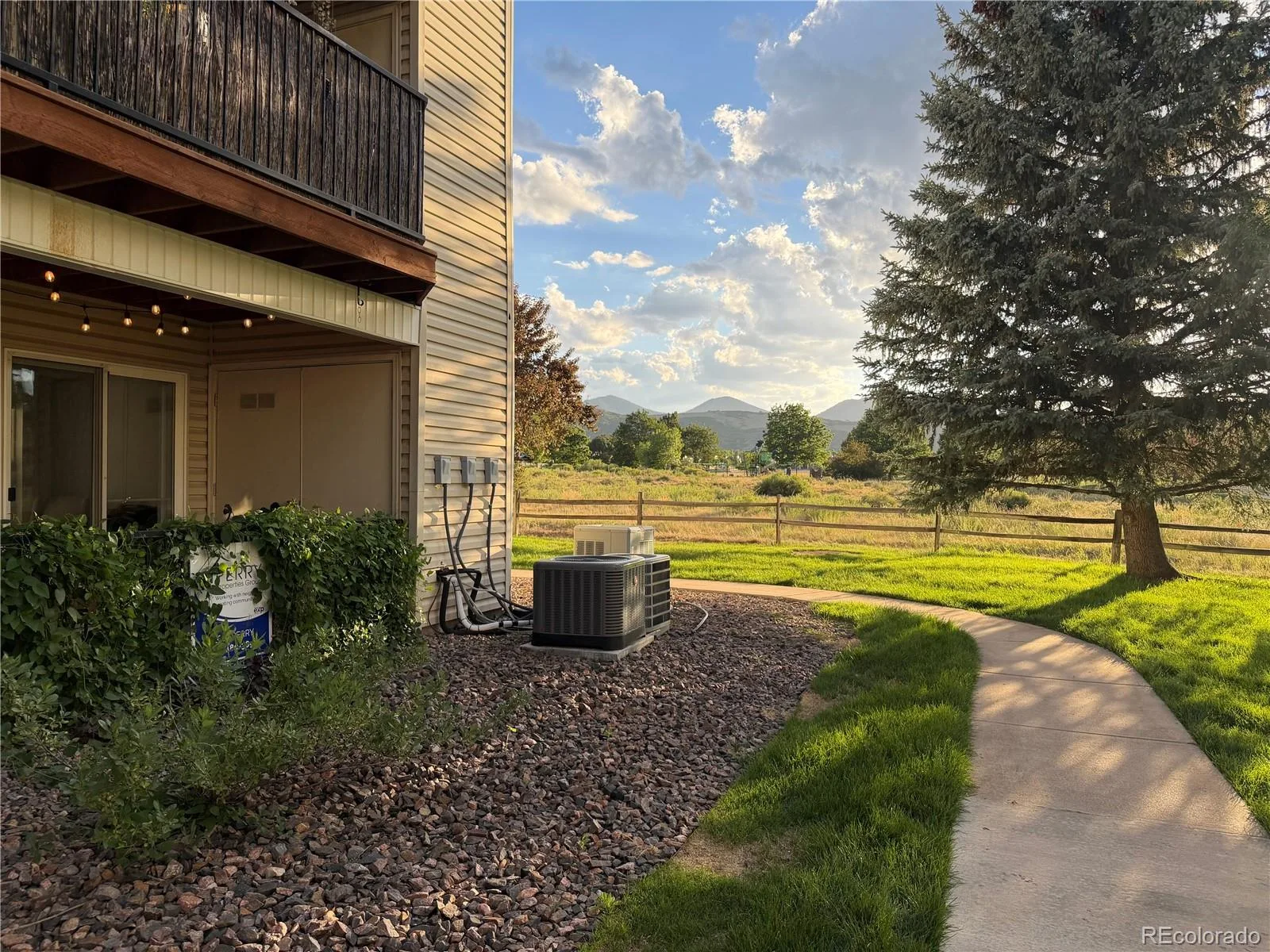12348 W Dorado Place #102 #8 Littleton CO 80127 | MLS #REC1623988 07232026143427 1600 28