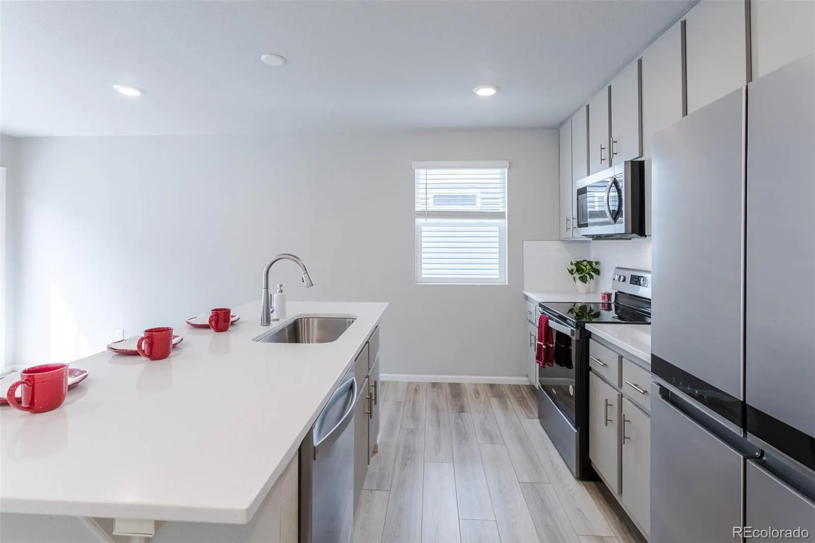 5132 N Waco Street Denver CO 80249 | MLS #REC1624296 04092026194216 1600 10