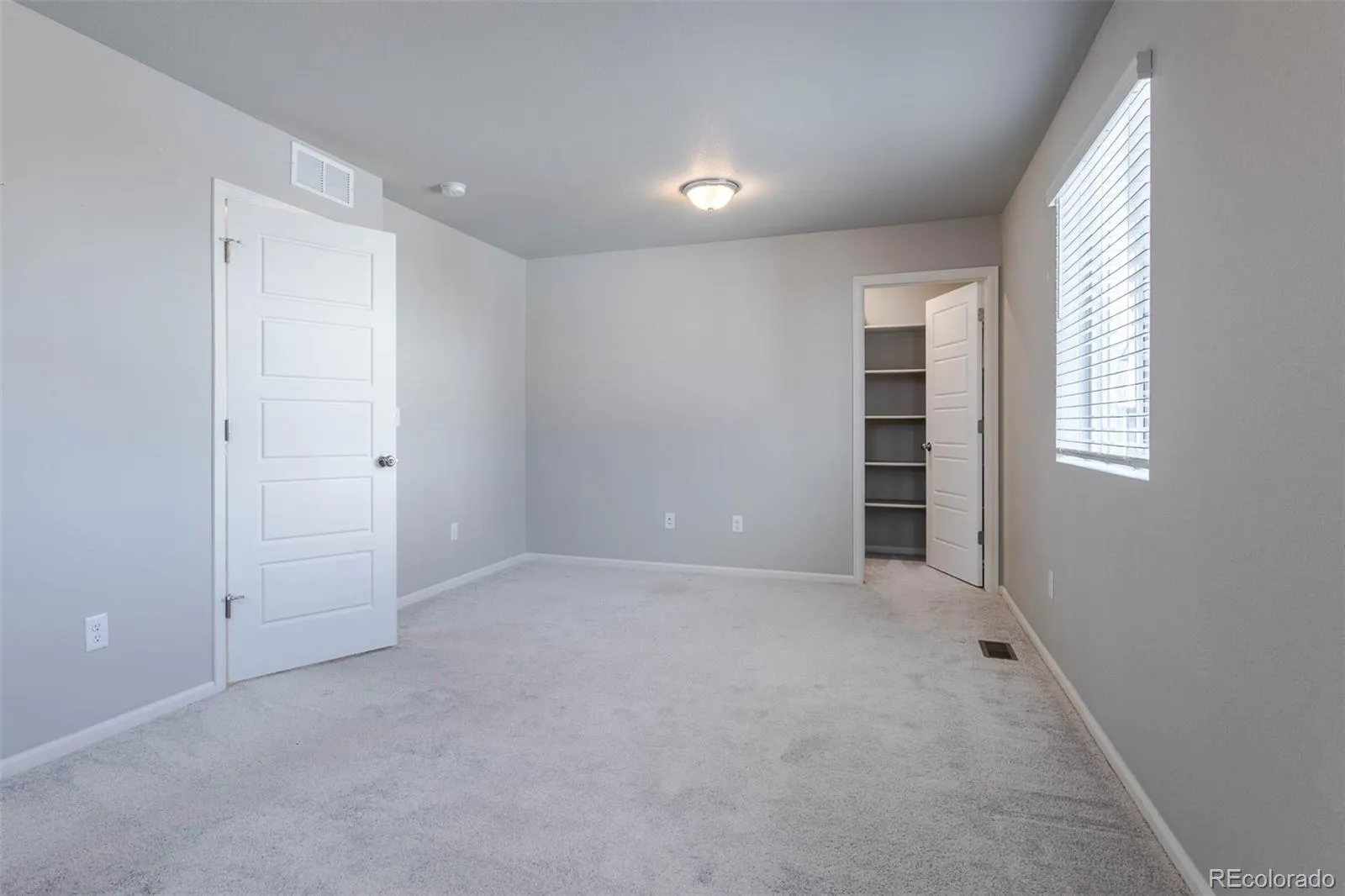 5132 N Waco Street Denver CO 80249 | MLS #REC1624296 04092026194216 1600 14