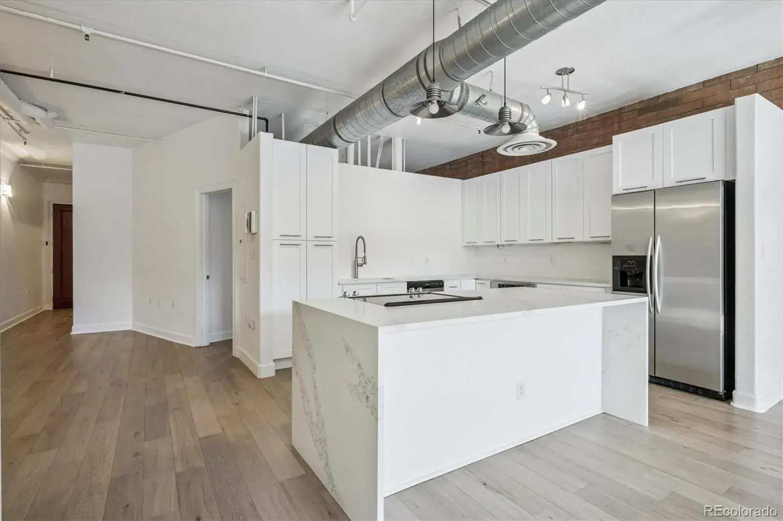 11242025215653 1600 11