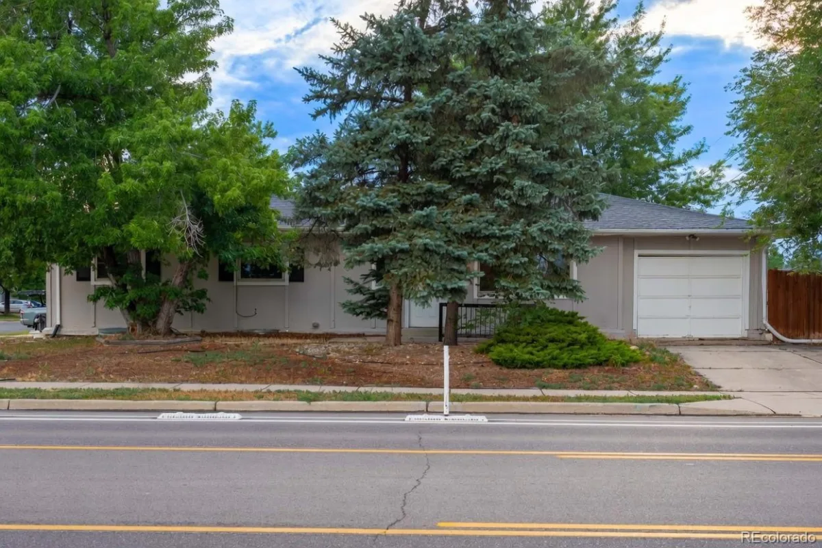895 S Garrison Street Denver CO 80226 | MLS #REC1627067 07242026234611 1200 2