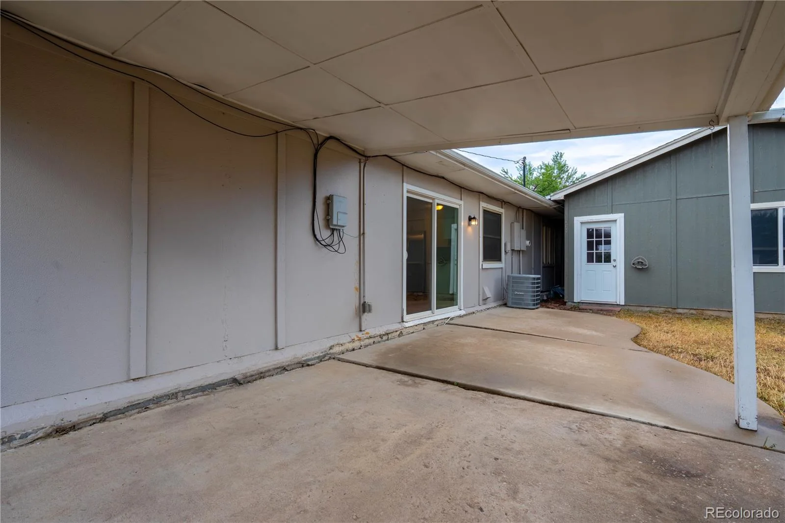 895 S Garrison Street Denver CO 80226 | MLS #REC1627067 07242026234611 1600 34