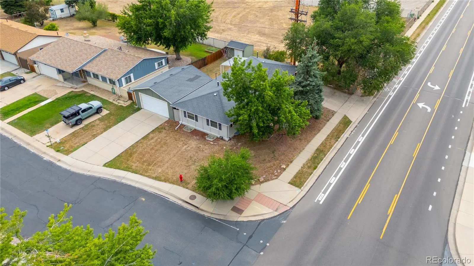895 S Garrison Street Denver CO 80226 | MLS #REC1627067 07242026234611 1600 39