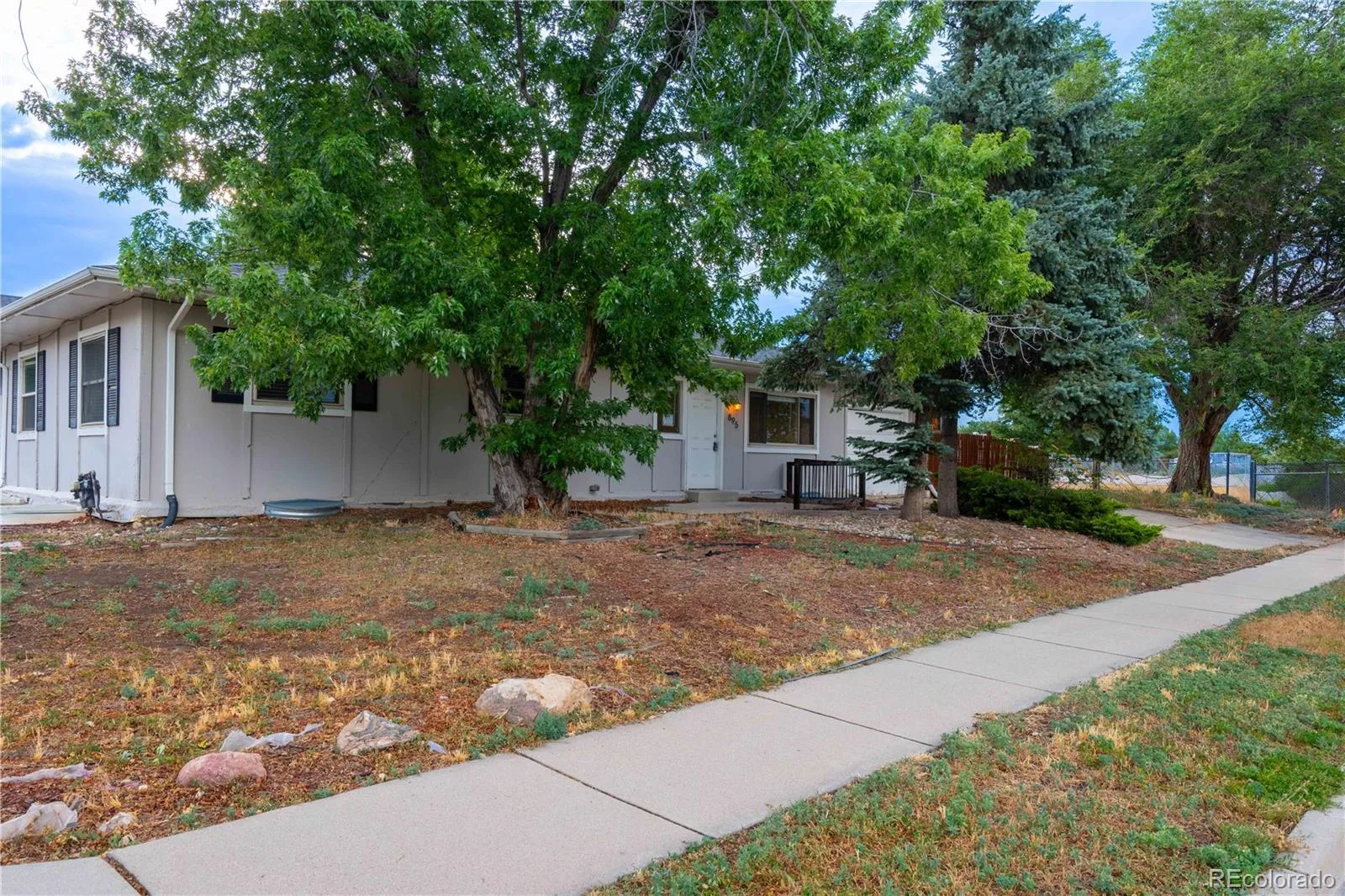 895 S Garrison Street Denver CO 80226 | MLS #REC1627067 07242026234611 1600 4