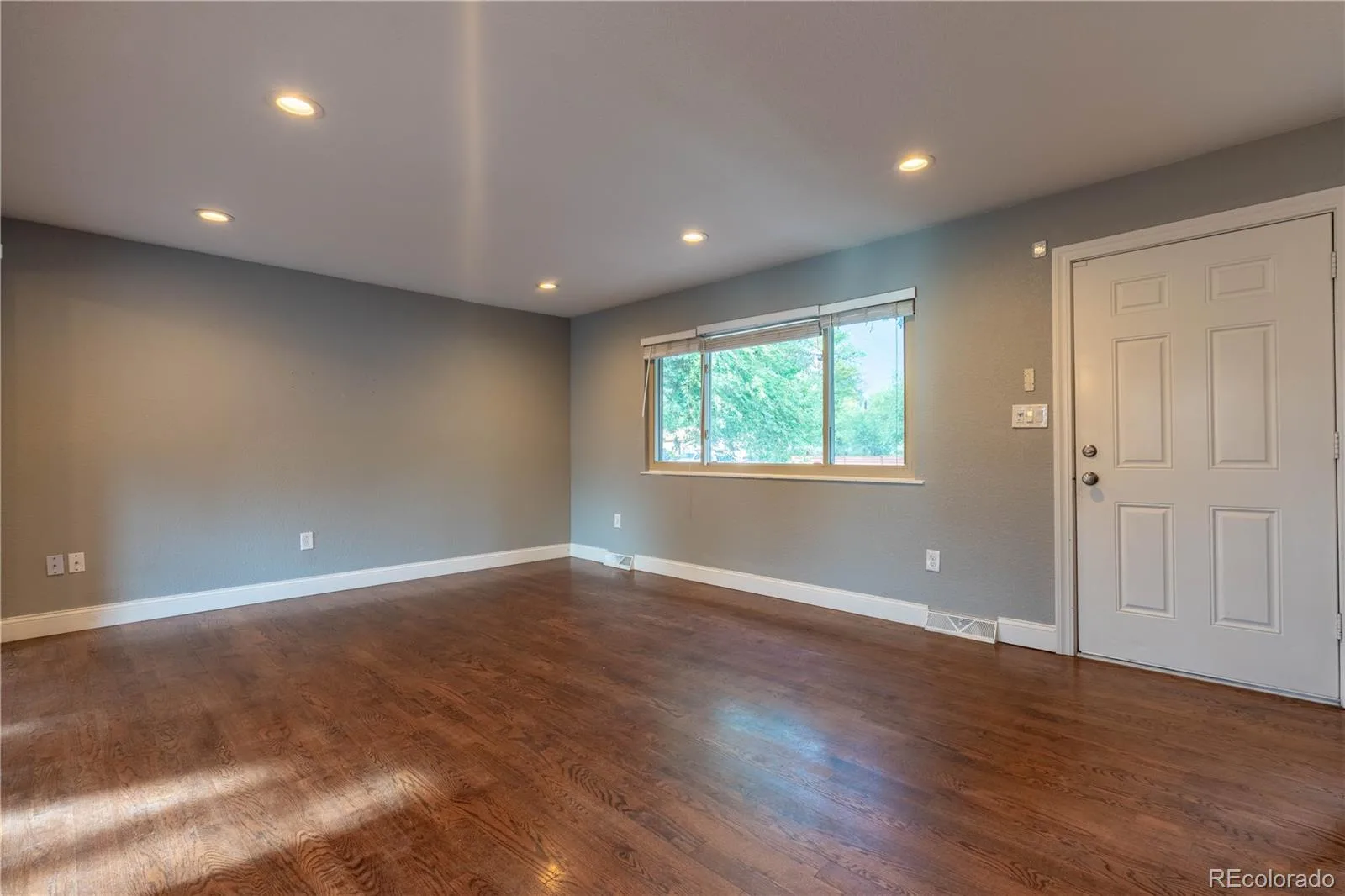 895 S Garrison Street Denver CO 80226 | MLS #REC1627067 07242026234611 1600 5