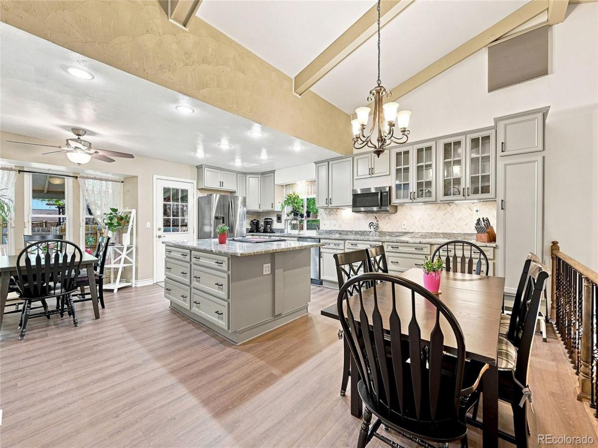 1570 S Macon Street Aurora CO 80012 | MLS #REC1628469 MLS #REC1628469 image #0