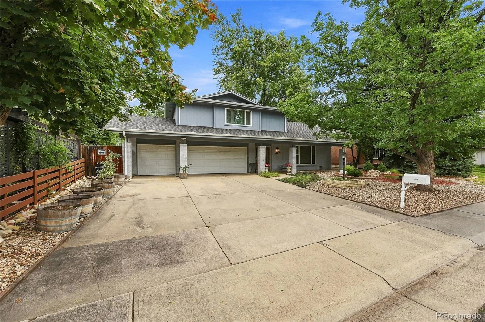 1570 S Macon Street Aurora CO 80012 | MLS #REC1628469 09032026003306 1600 3