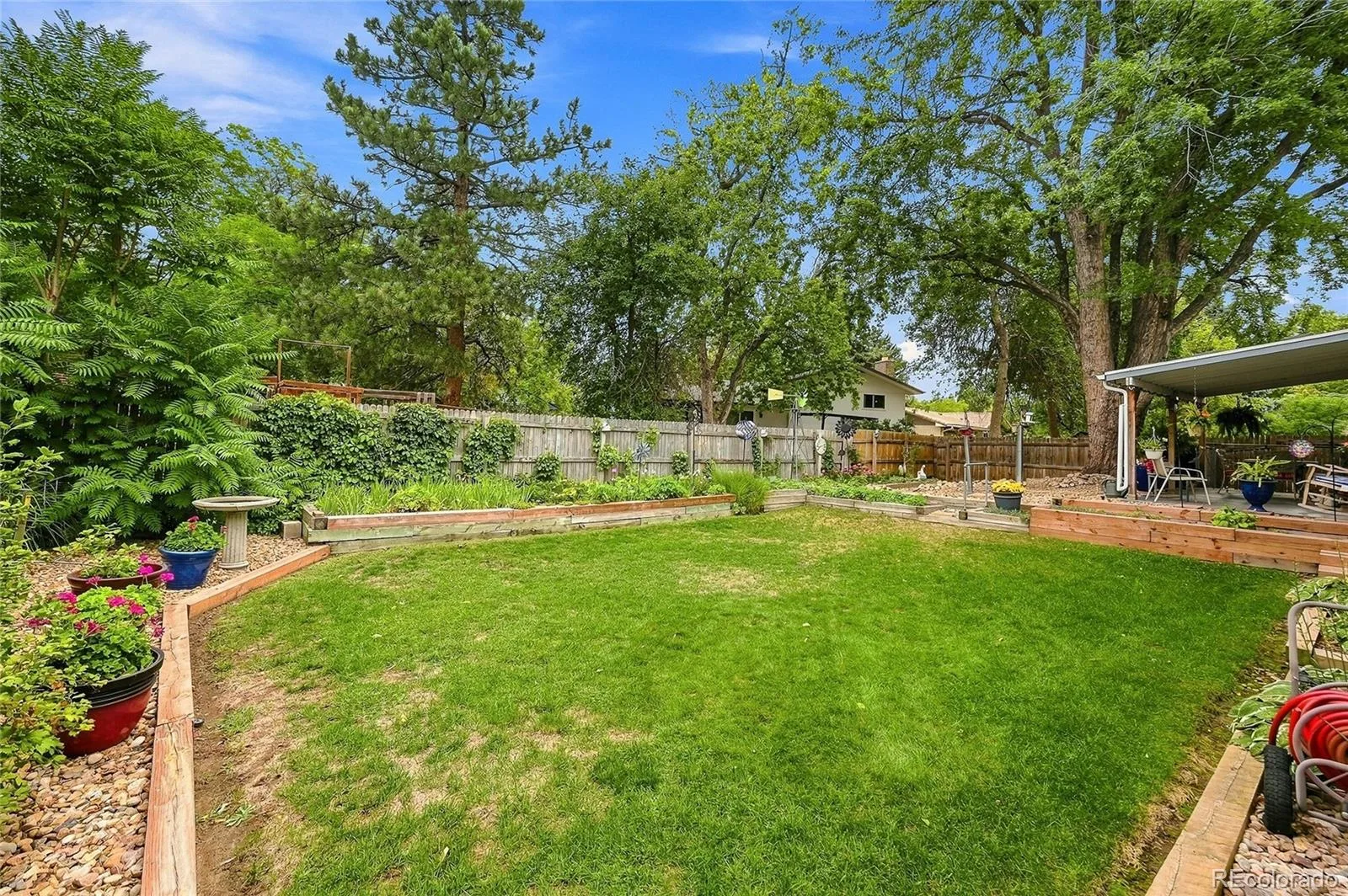 1570 S Macon Street Aurora CO 80012 | MLS #REC1628469 09032026003306 1600 31
