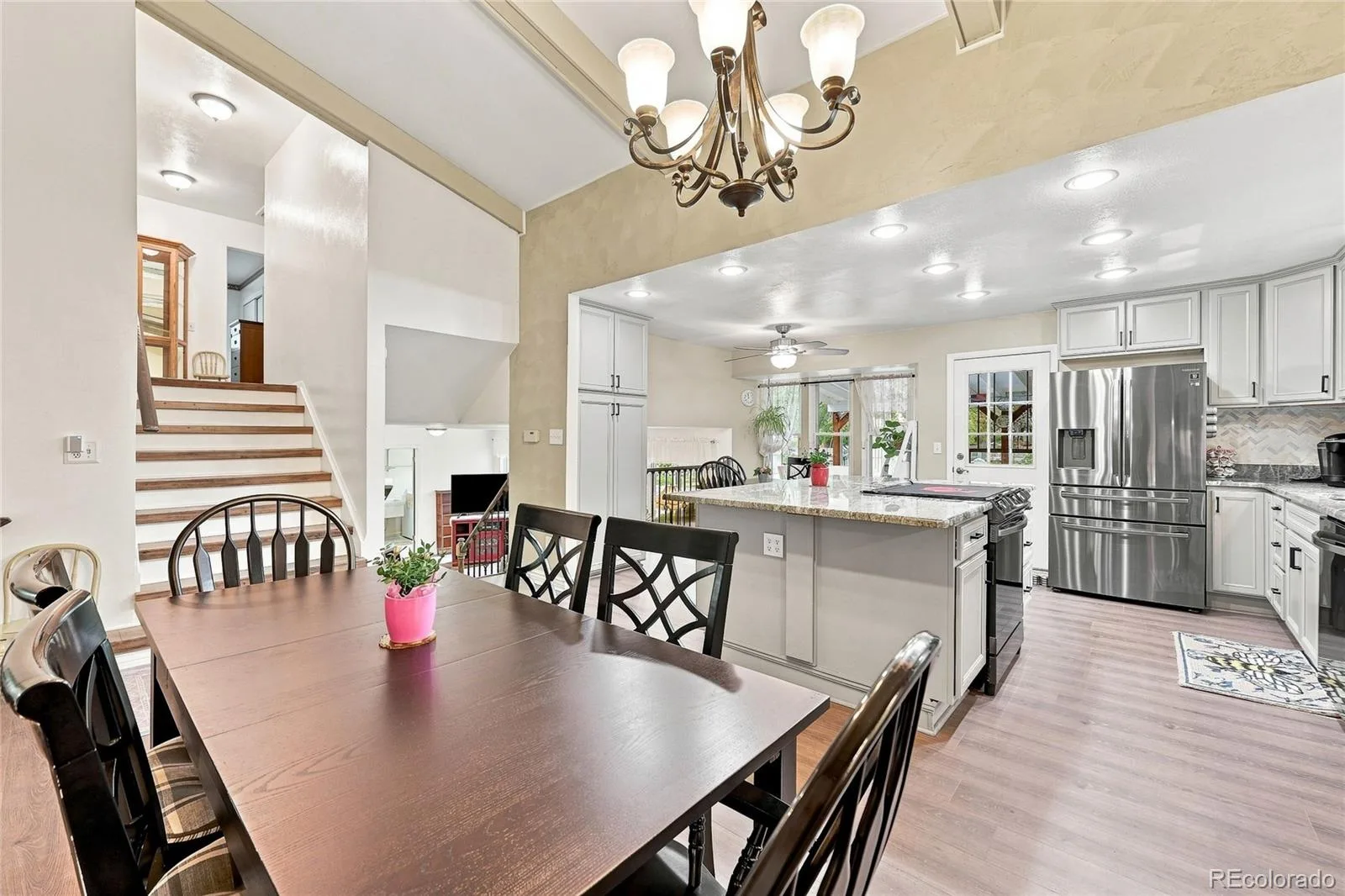 1570 S Macon Street Aurora CO 80012 | MLS #REC1628469 09032026003306 1600 7