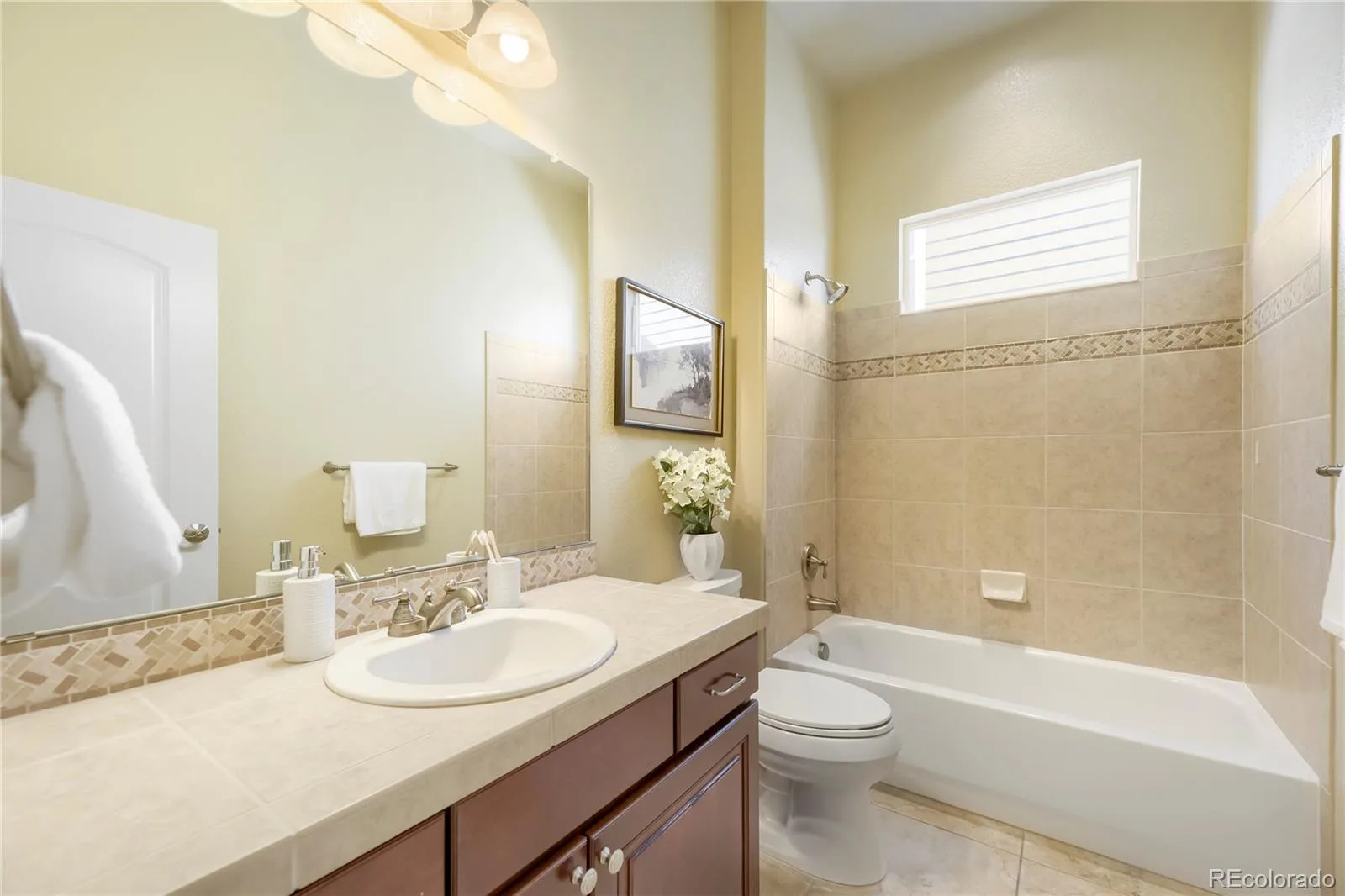 12132 Elton Way Parker CO 80138 | MLS #REC1629647 08292026141335 1600 19