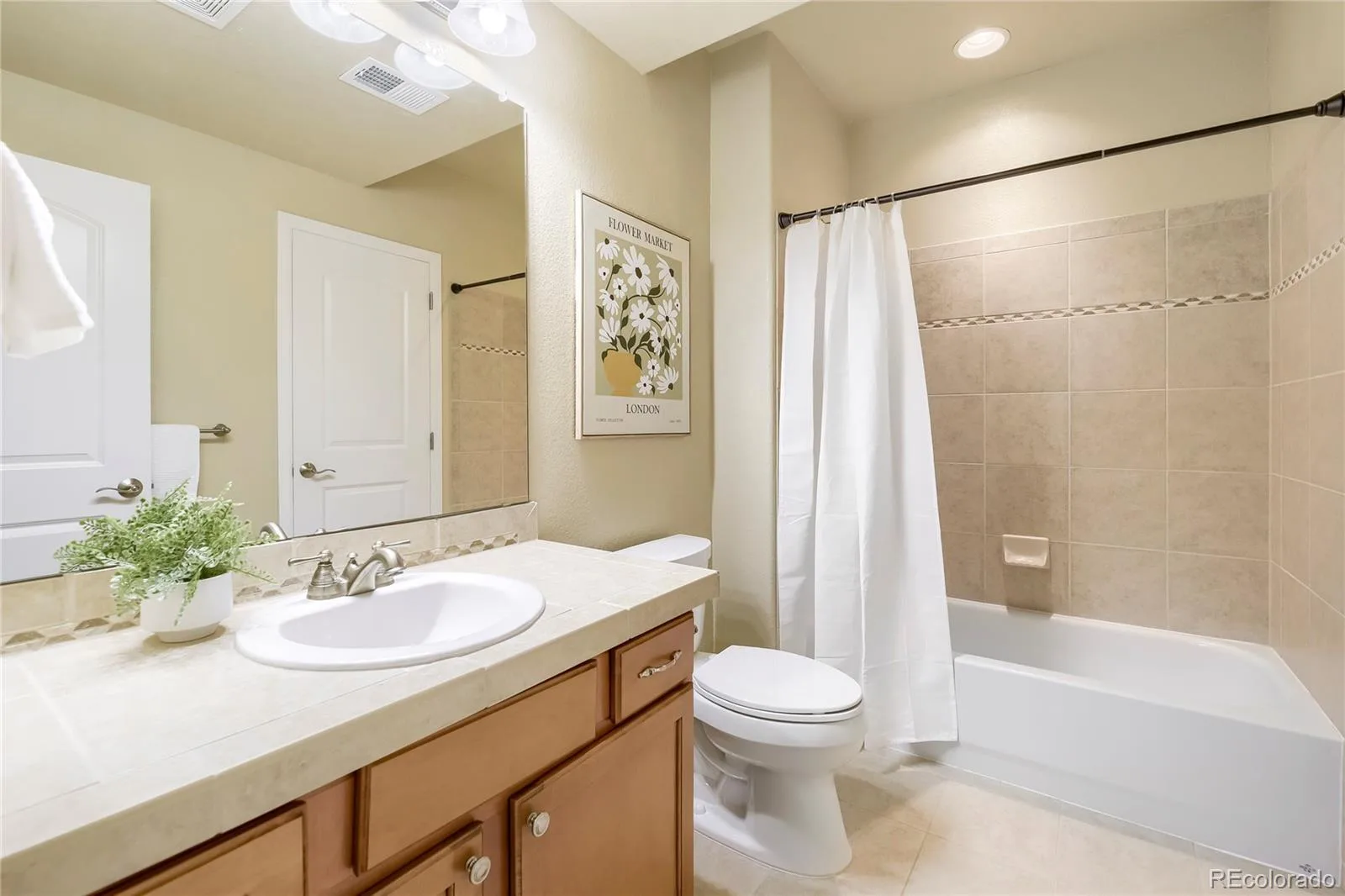 12132 Elton Way Parker CO 80138 | MLS #REC1629647 08292026141335 1600 25