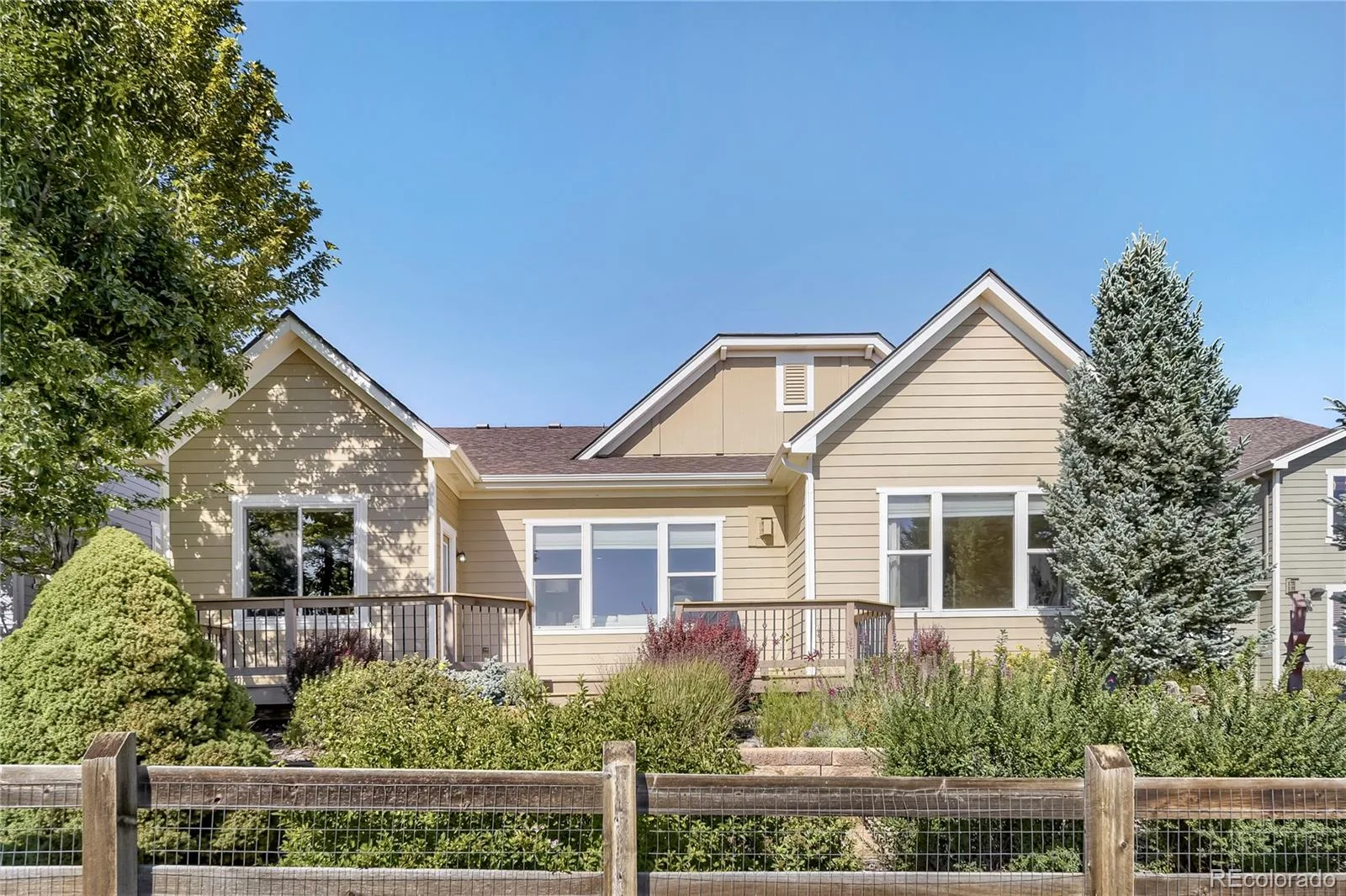 12132 Elton Way Parker CO 80138 | MLS #REC1629647 08292026141335 1600 27