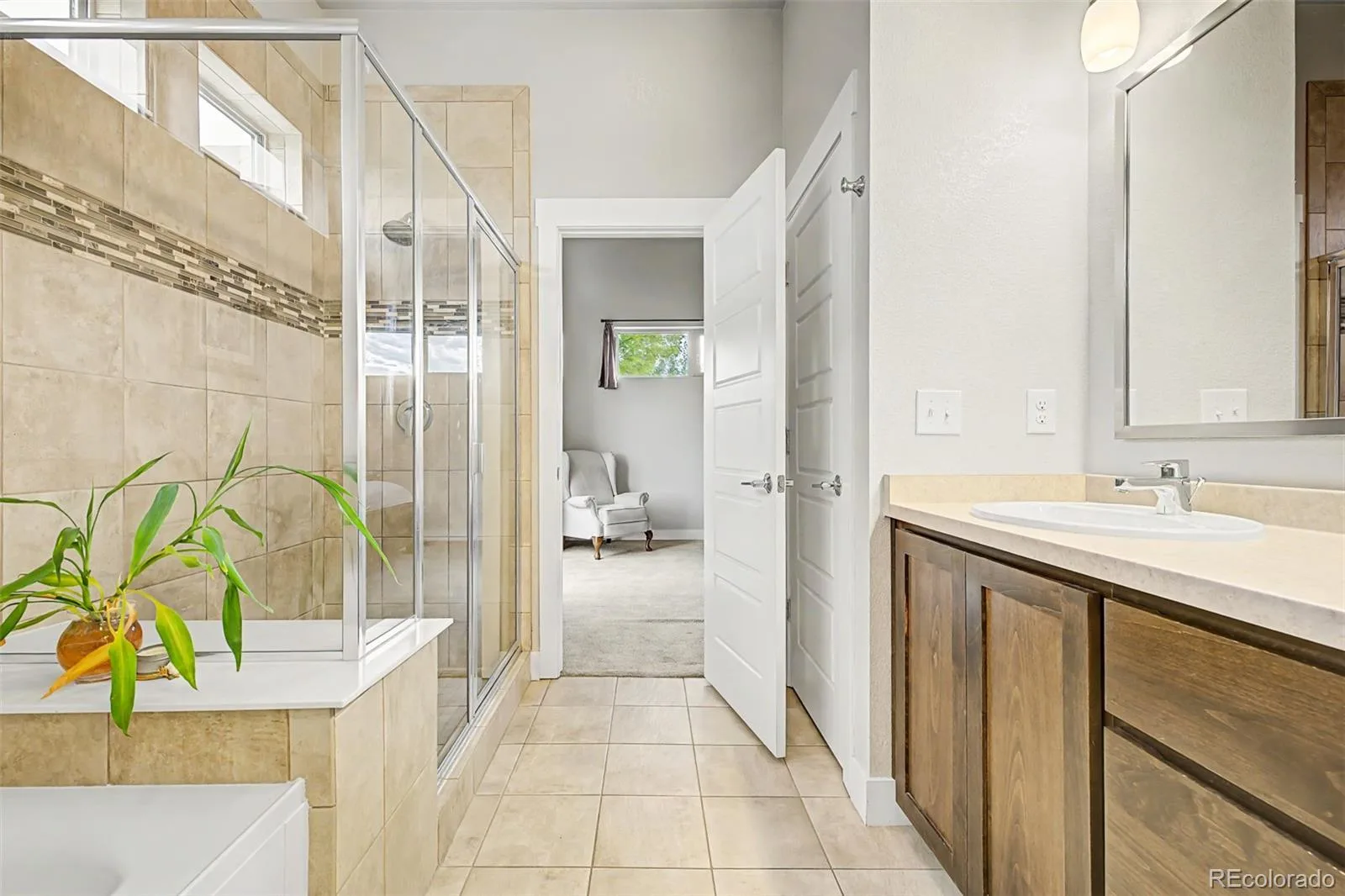 5229 Beeler Street Denver CO 80238 | MLS #REC1633143 08062026160125 1600 25