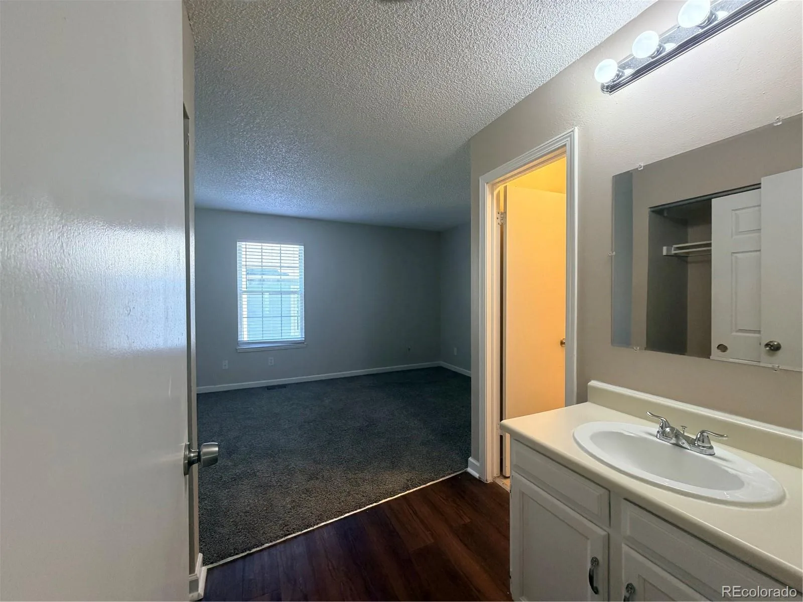 1731 S Blackhawk Way #D Aurora CO 80012 | MLS #REC1636150 07212026213824 1600 30