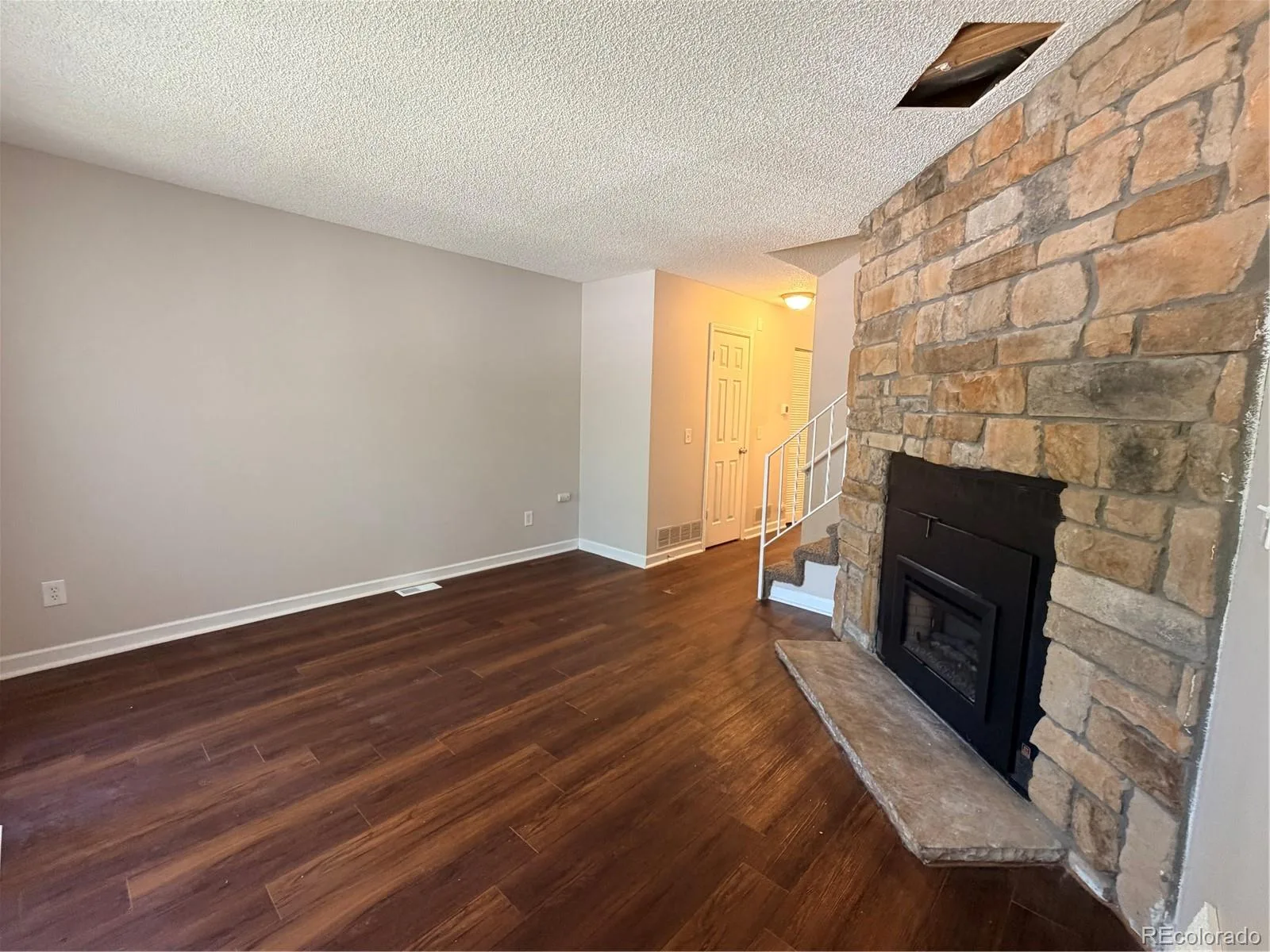 1731 S Blackhawk Way #D Aurora CO 80012 | MLS #REC1636150 07212026213824 1600 4