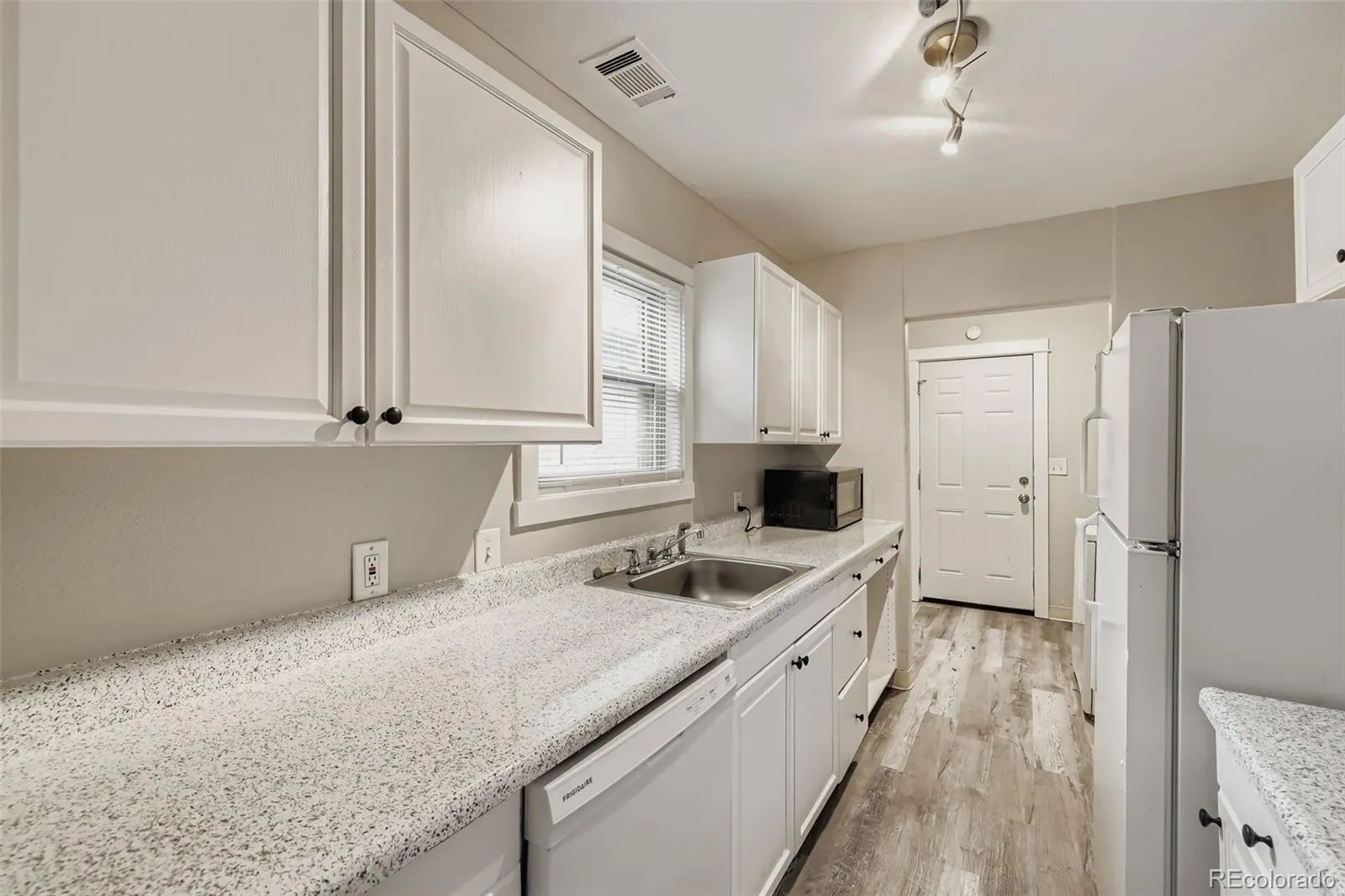 2511 S Broadway Denver CO 80210 | MLS #REC1636545 05012026172124 1600 4