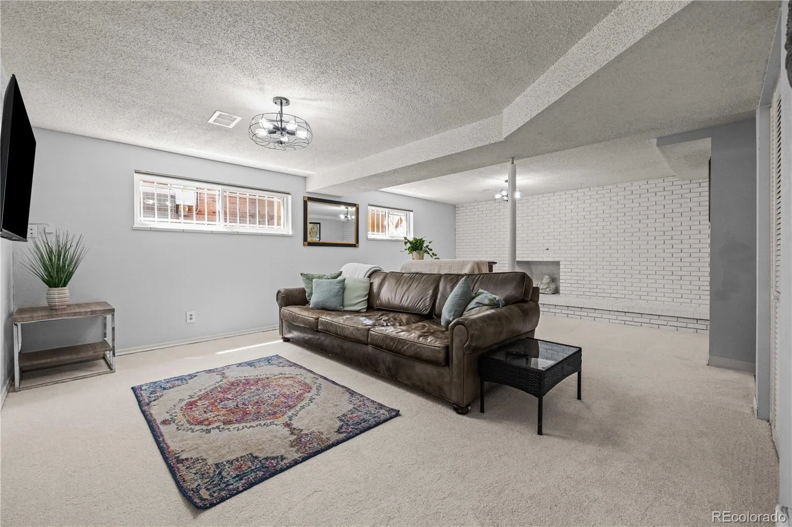 2951 S Downing Street Englewood CO 80113 MLS #REC1636598 05022026052910 1600 26
