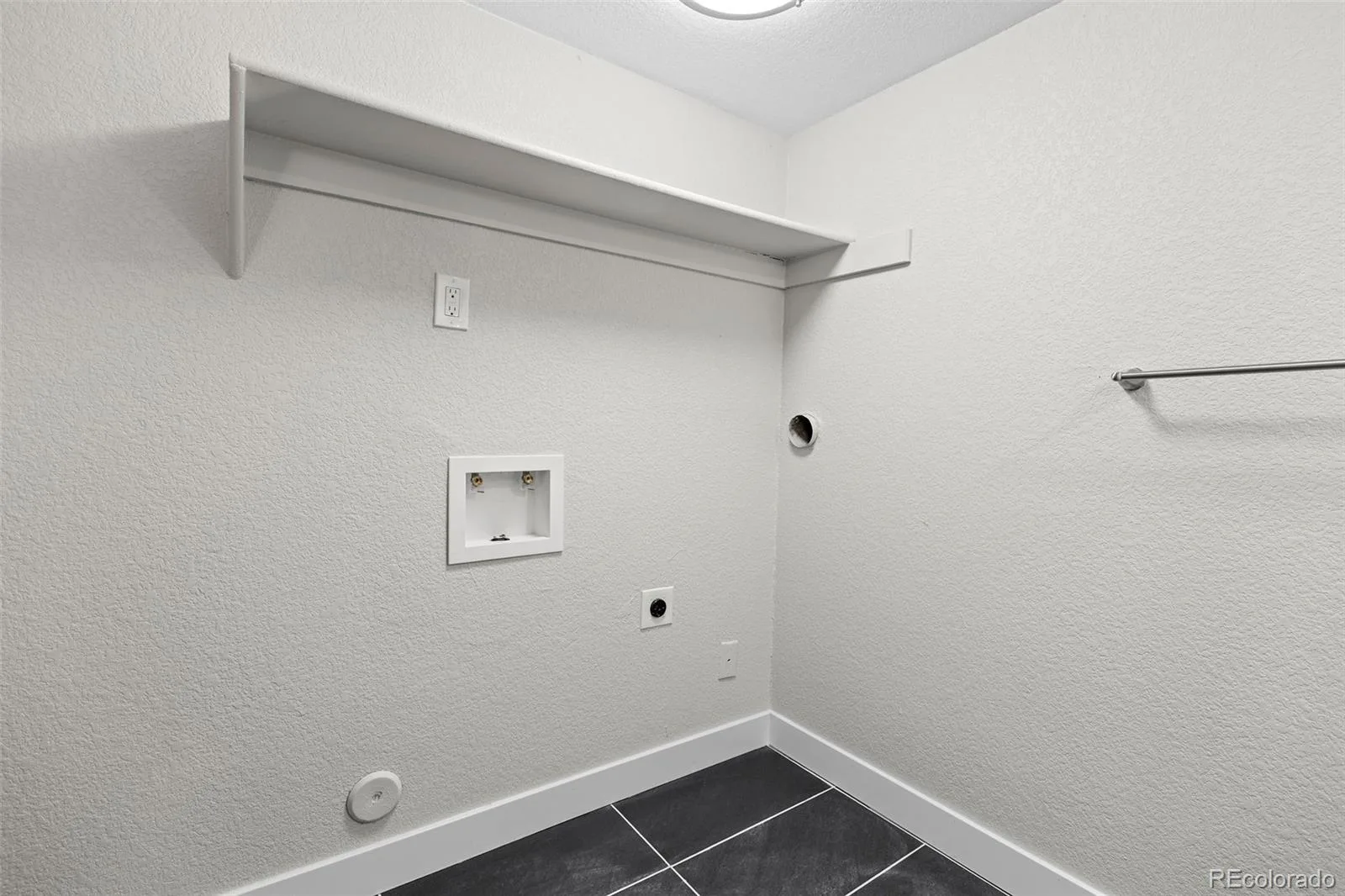 18842 E Oregon Drive Aurora CO 80017 | MLS #REC1636940 08282026230247 1600 16
