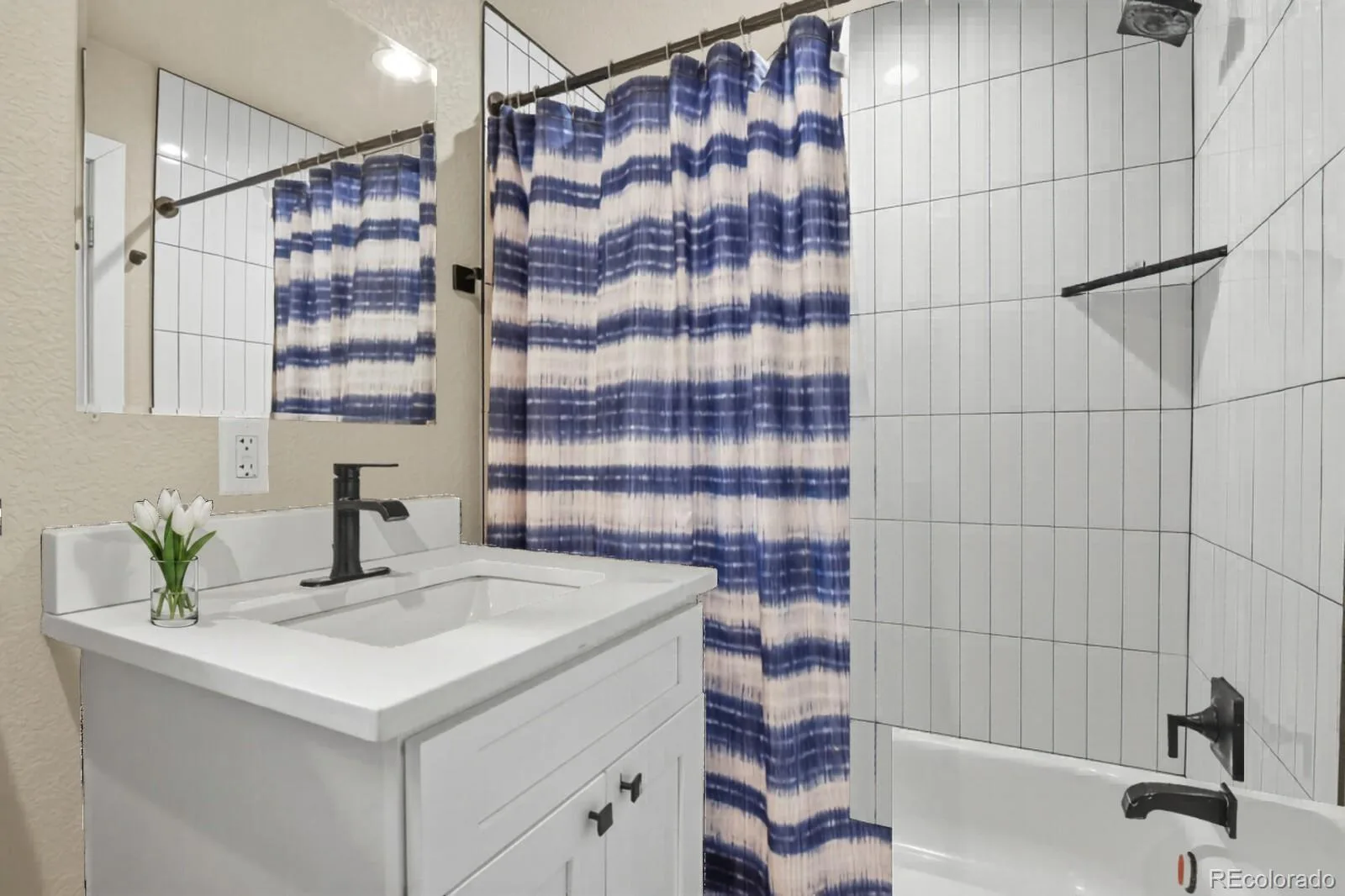 439 S Knox Court Denver CO 80219 | MLS #REC1637912 08122026223952 1600 4