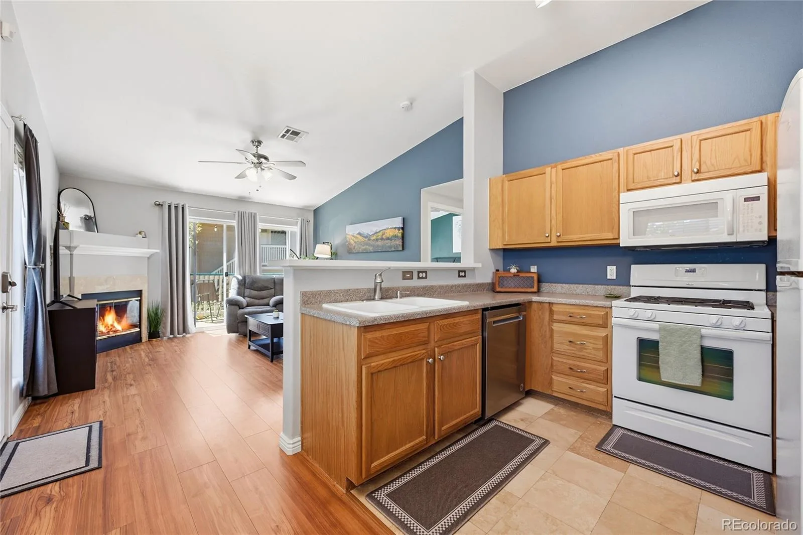 8449 Little Rock Way #204 Littleton CO 80126 | MLS #REC1637945 08242026160802 1600 8