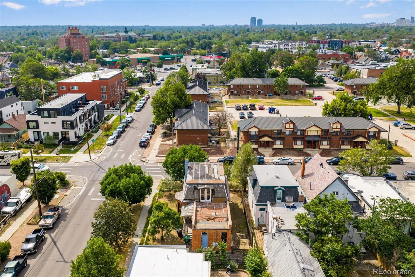 3361 Lawrence Street Denver CO 80205 | MLS #REC1638015 06262026233517 1600 18