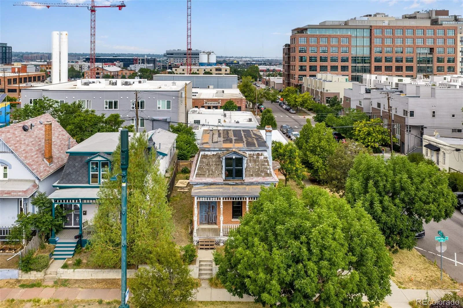 3361 Lawrence Street Denver CO 80205 | MLS #REC1638015 06262026233517 1600 5