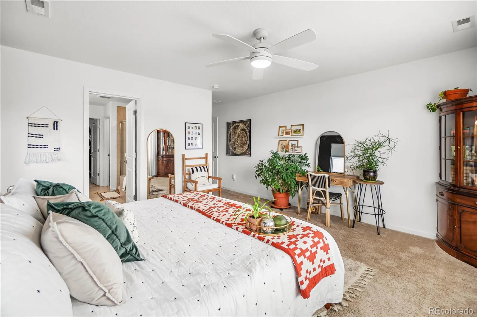 04162026181056 1600 26