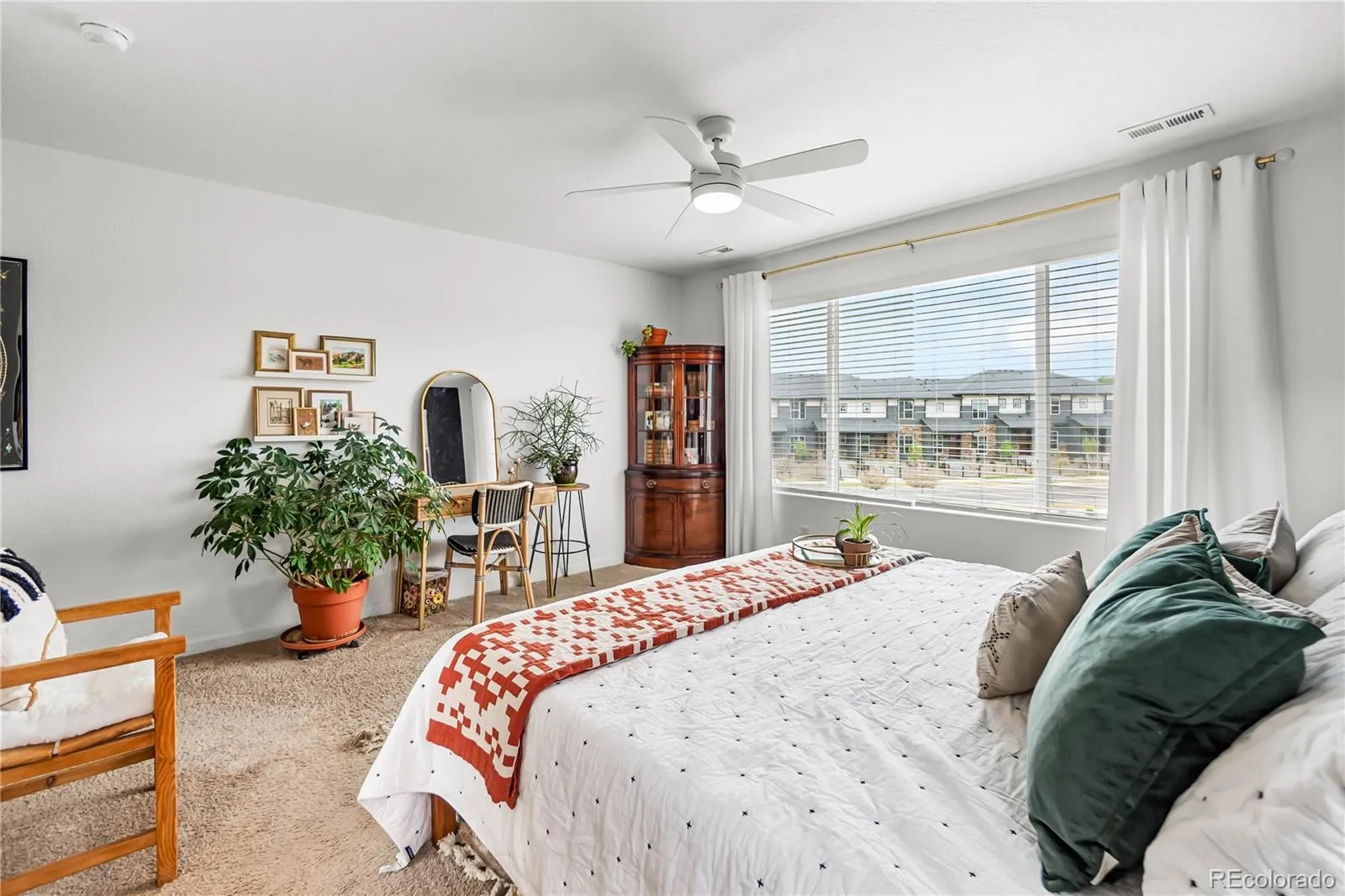 04162026181056 1600 27