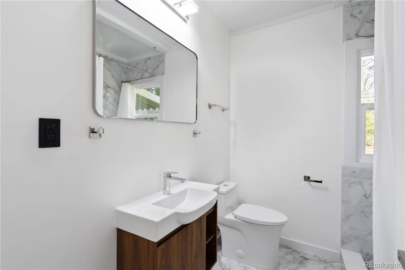 5655 E Minnesota Drive Denver CO 80224 | MLS #REC1639383 08102026195224 1600 13