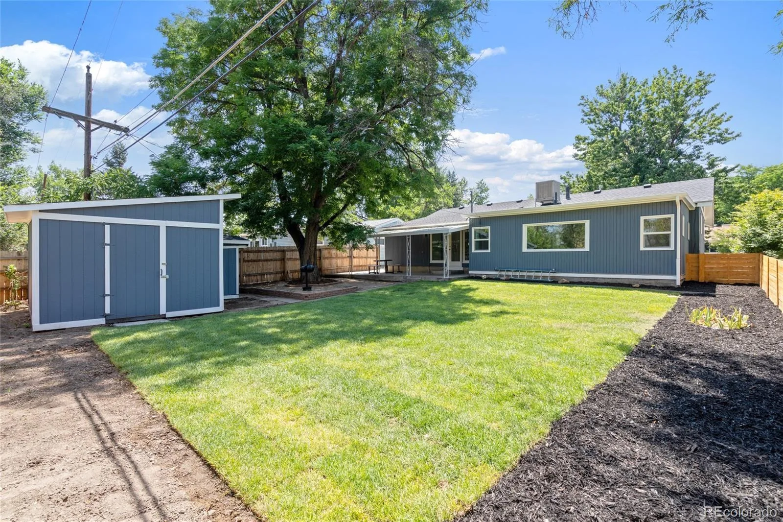 5655 E Minnesota Drive Denver CO 80224 | MLS #REC1639383 08102026195224 1600 19