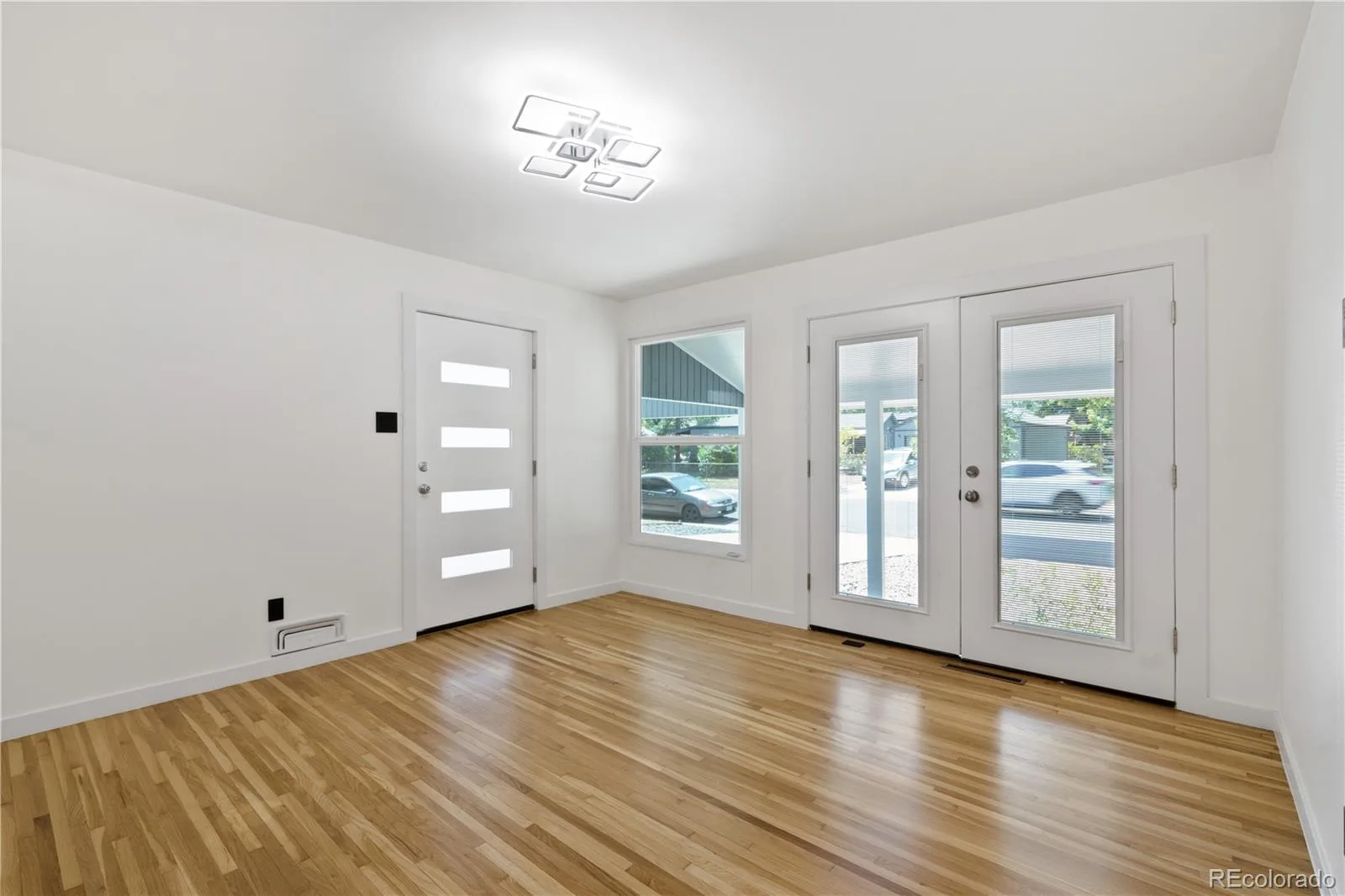 5655 E Minnesota Drive Denver CO 80224 | MLS #REC1639383 08102026195224 1600 4