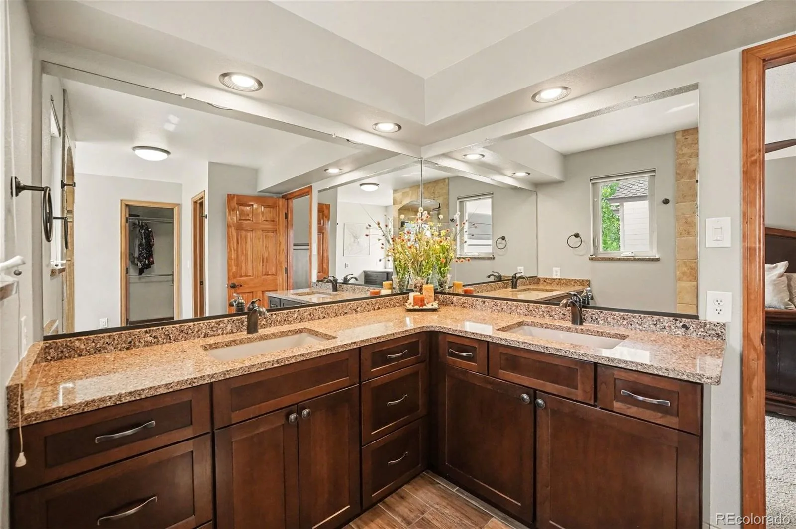 8872 Chestnut Hill Lane Highlands Ranch CO 80130 MLS #REC1640469 07072026141710 1600 22