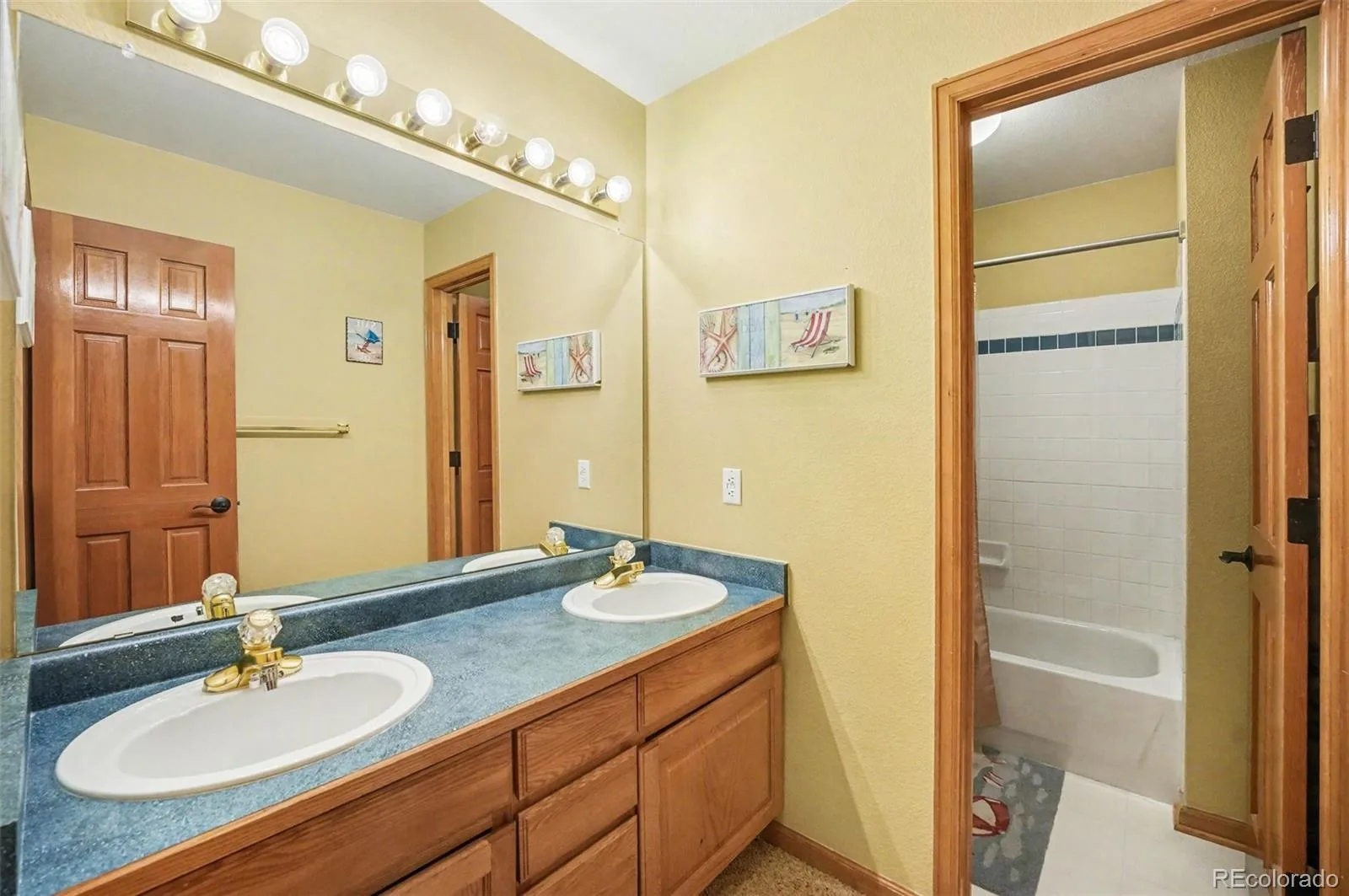 8872 Chestnut Hill Lane Highlands Ranch CO 80130 MLS #REC1640469 07072026141710 1600 26