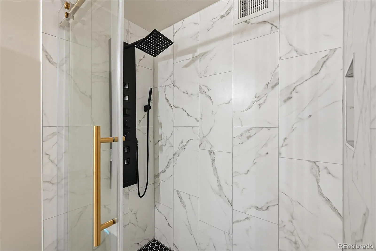 705 S Alton Way #4C Denver CO 80247 MLS #REC1641561 04142026212030 1600 10