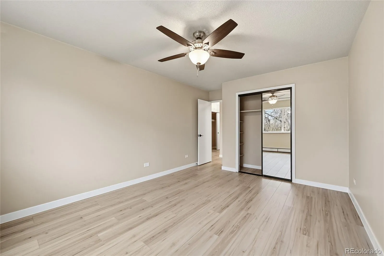 705 S Alton Way #4C Denver CO 80247 MLS #REC1641561 04142026212030 1600 16