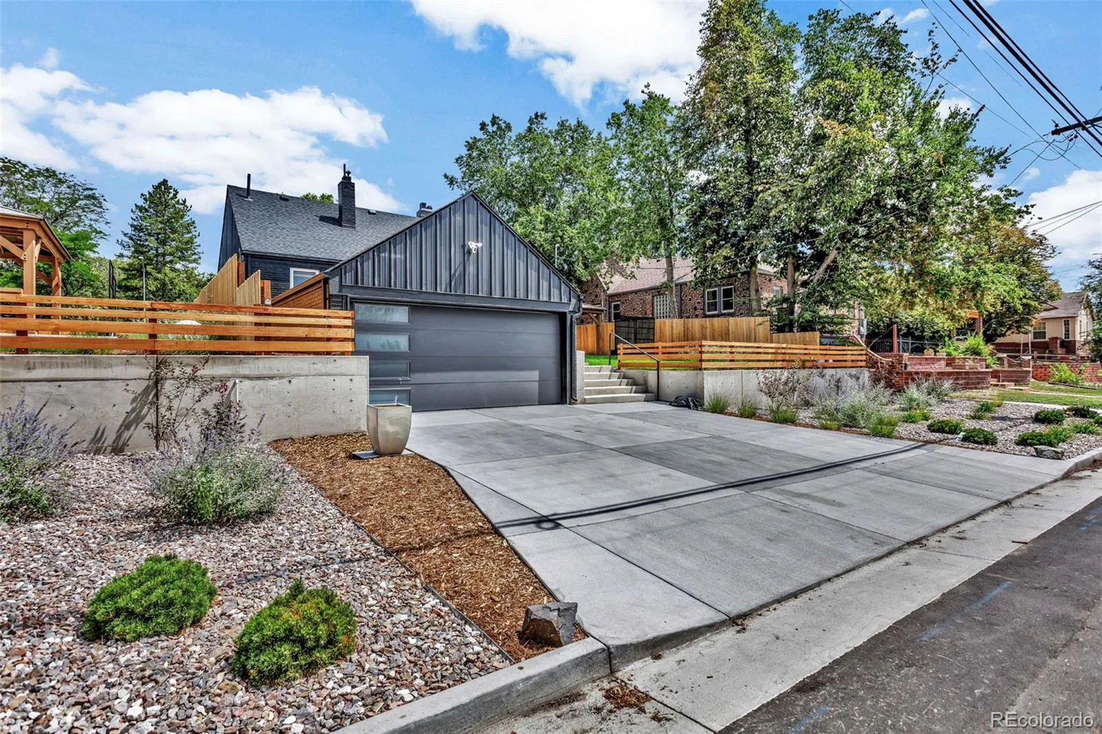 155 Colorado Boulevard Denver CO 80206 | MLS #REC1642704 09232026133950 1600 2