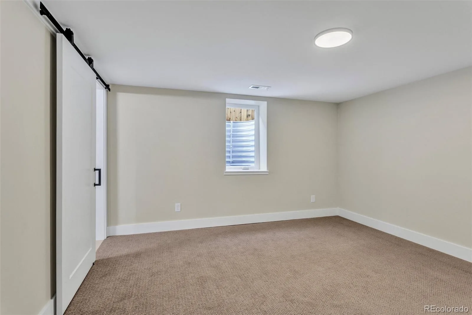 155 Colorado Boulevard Denver CO 80206 | MLS #REC1642704 09232026133950 1600 23