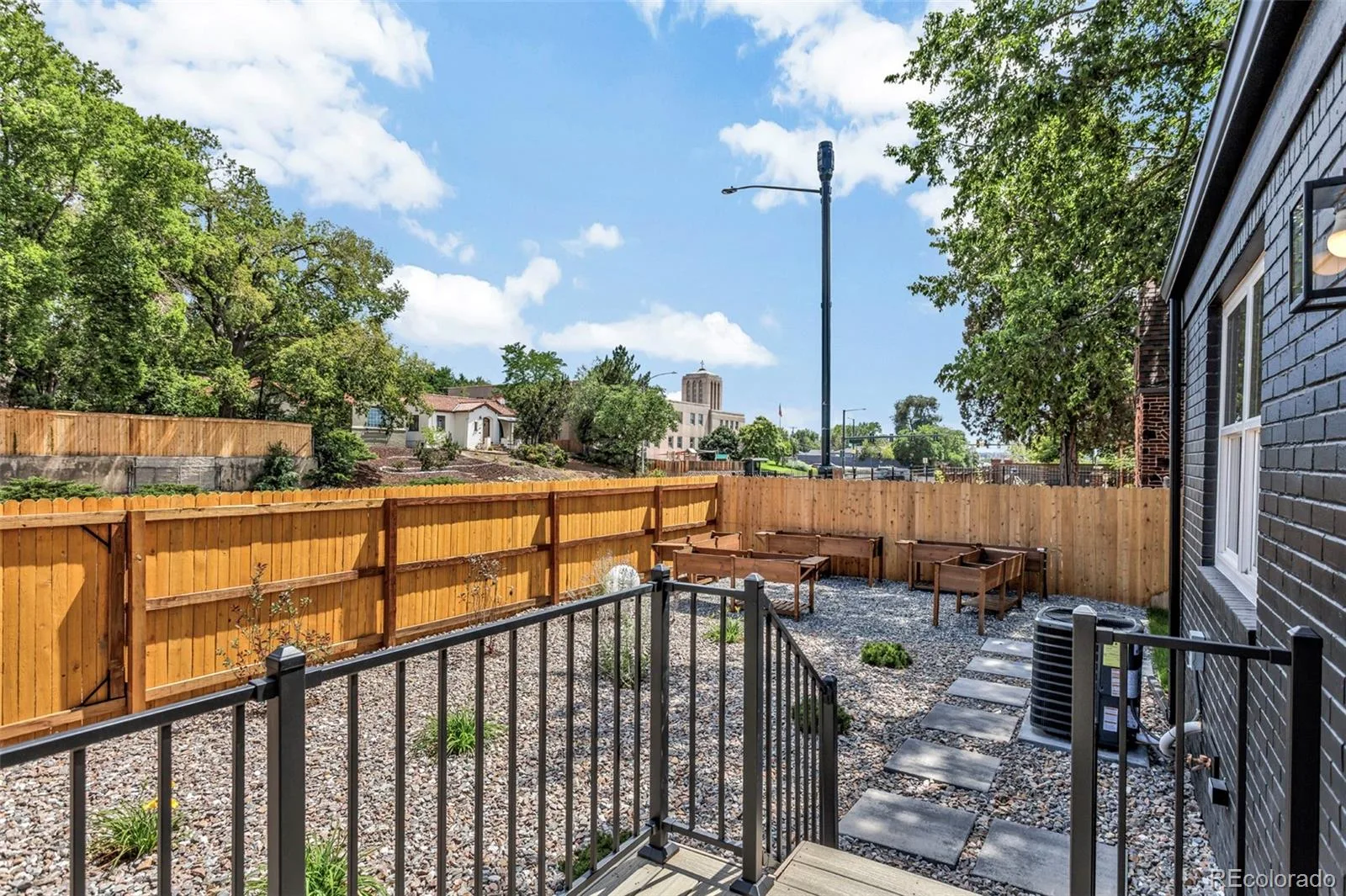 155 Colorado Boulevard Denver CO 80206 | MLS #REC1642704 09232026133950 1600 29